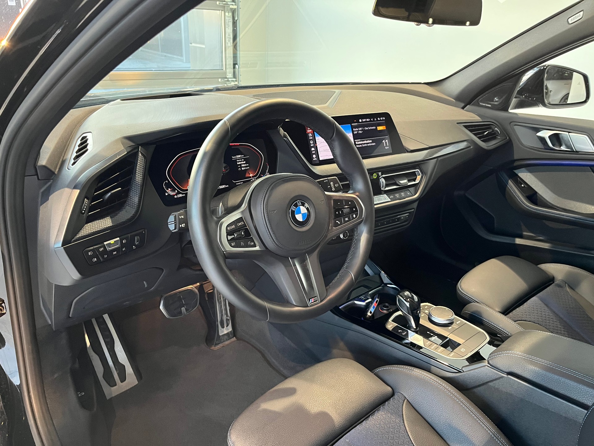 BMW 118i Steptronic Pure M Sport-image-4