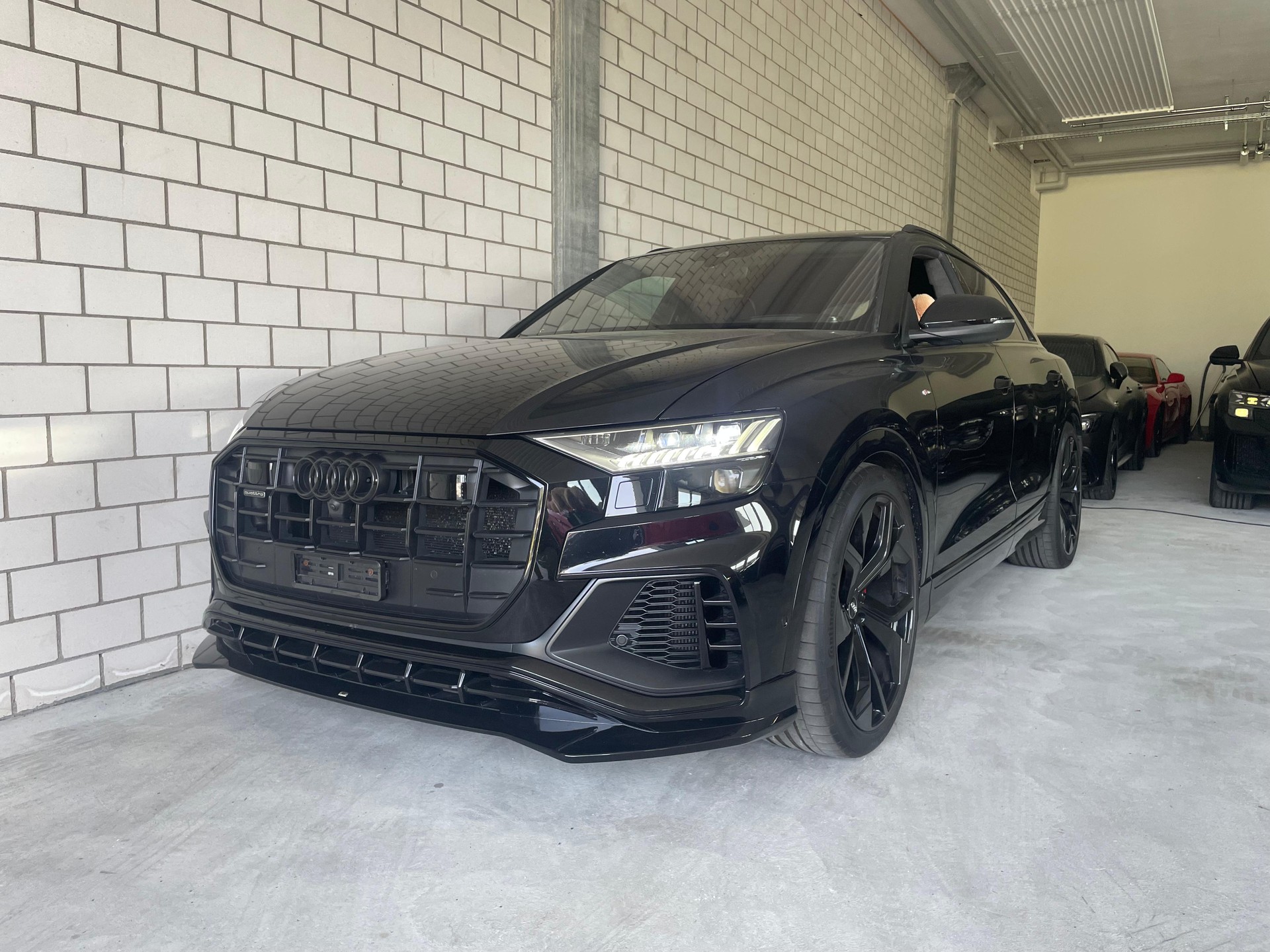 AUDI Q8 50 TDI quattro tiptronic Vollausstattung-image-1
