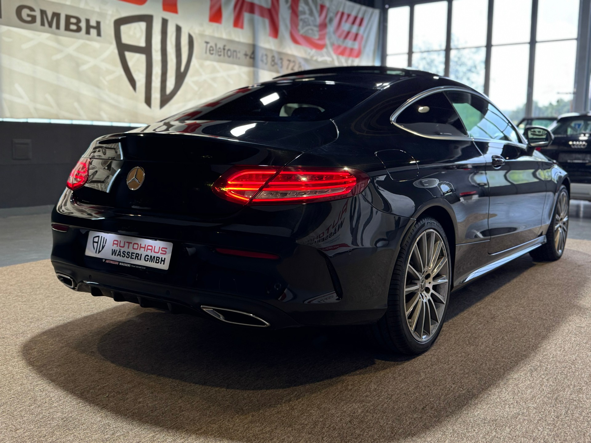 MERCEDES-BENZ C 250 d AMG Line Coupé 4Matic 9G-Tronic-image-6