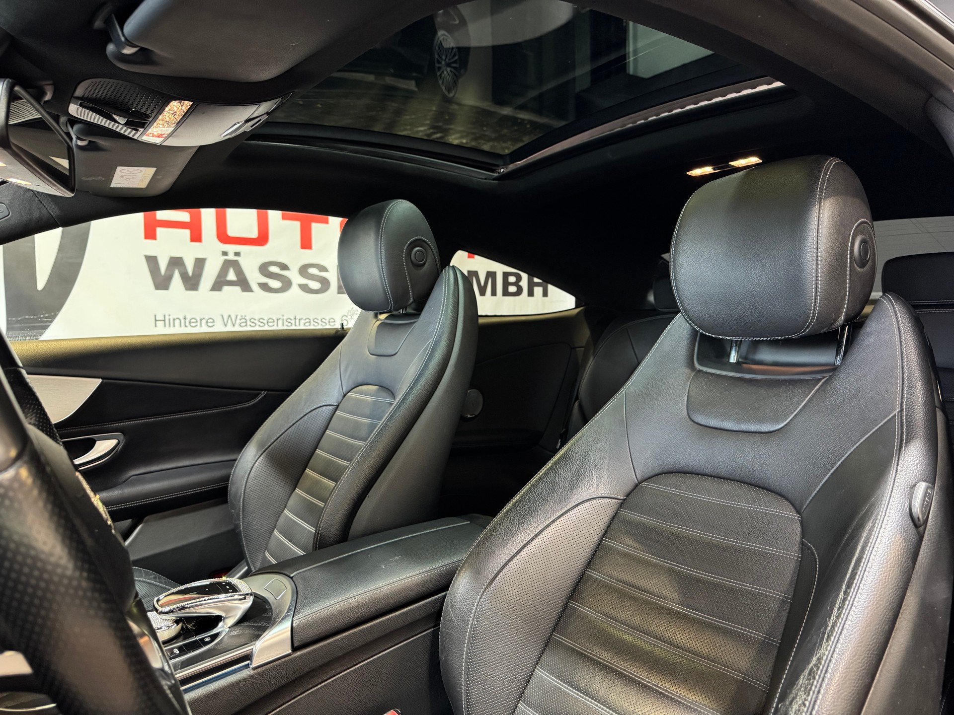 MERCEDES-BENZ C 250 d AMG Line Coupé 4Matic 9G-Tronic-image-12