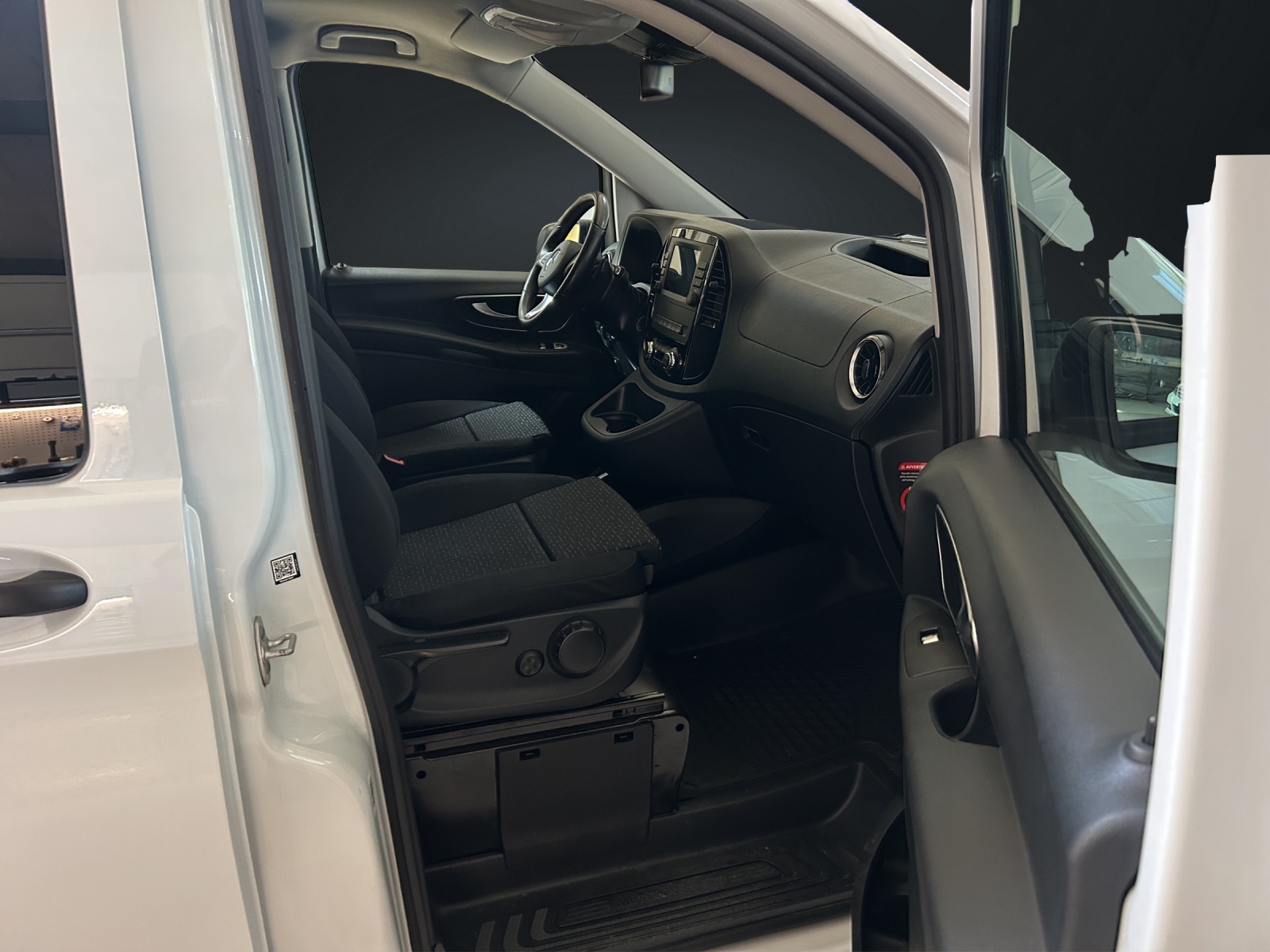 MERCEDES-BENZ Vito 119 CDI Lang Mixto 9G-Tronic 4M-image-12
