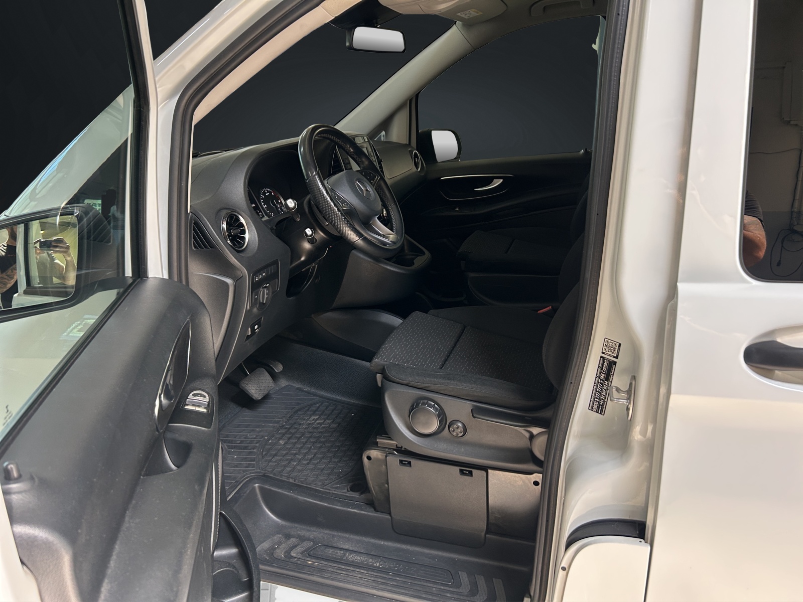 MERCEDES-BENZ Vito 119 CDI Lang Mixto 9G-Tronic 4M-image-11