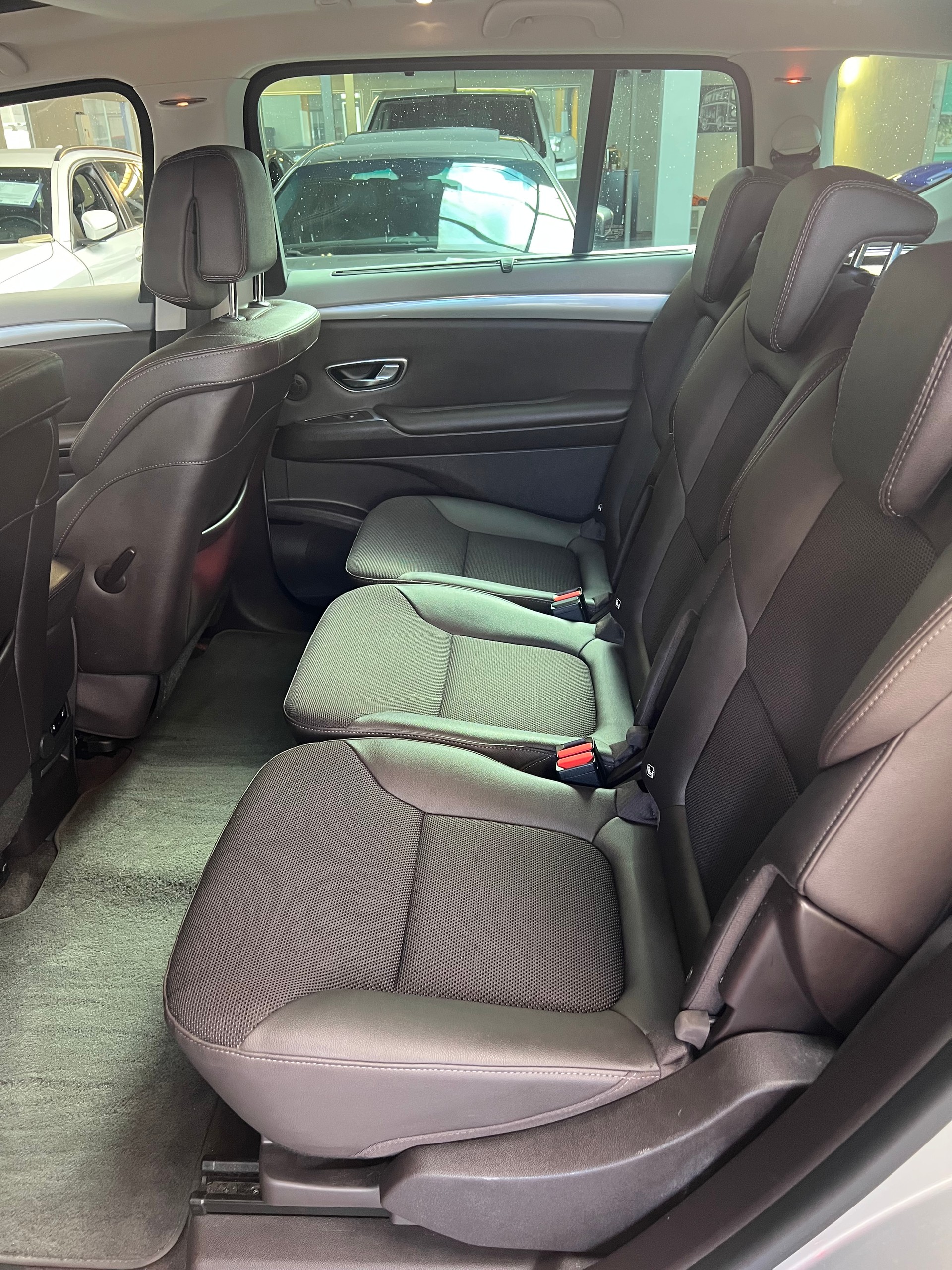 RENAULT Espace 1.6 dCi Intens EDC-image-9