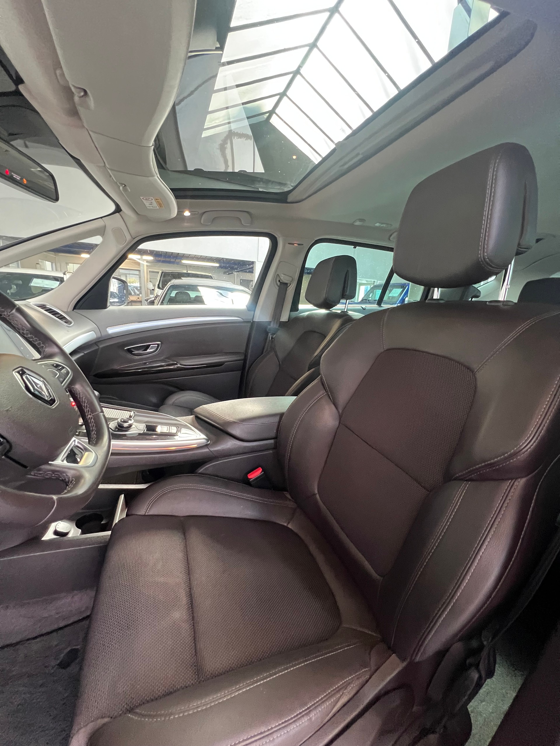 RENAULT Espace 1.6 dCi Intens EDC-image-8