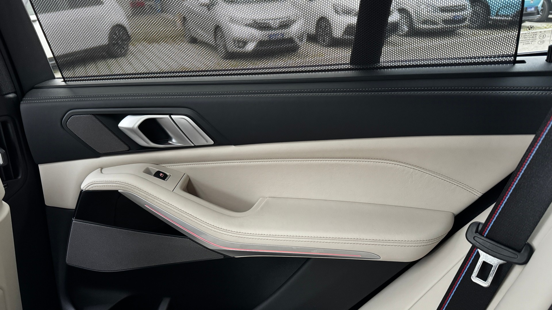 BMW X5 xDrive M50d Steptronic „Selten so vollgepackt: Dieser X5 ist ein echter Treffer“-image-22