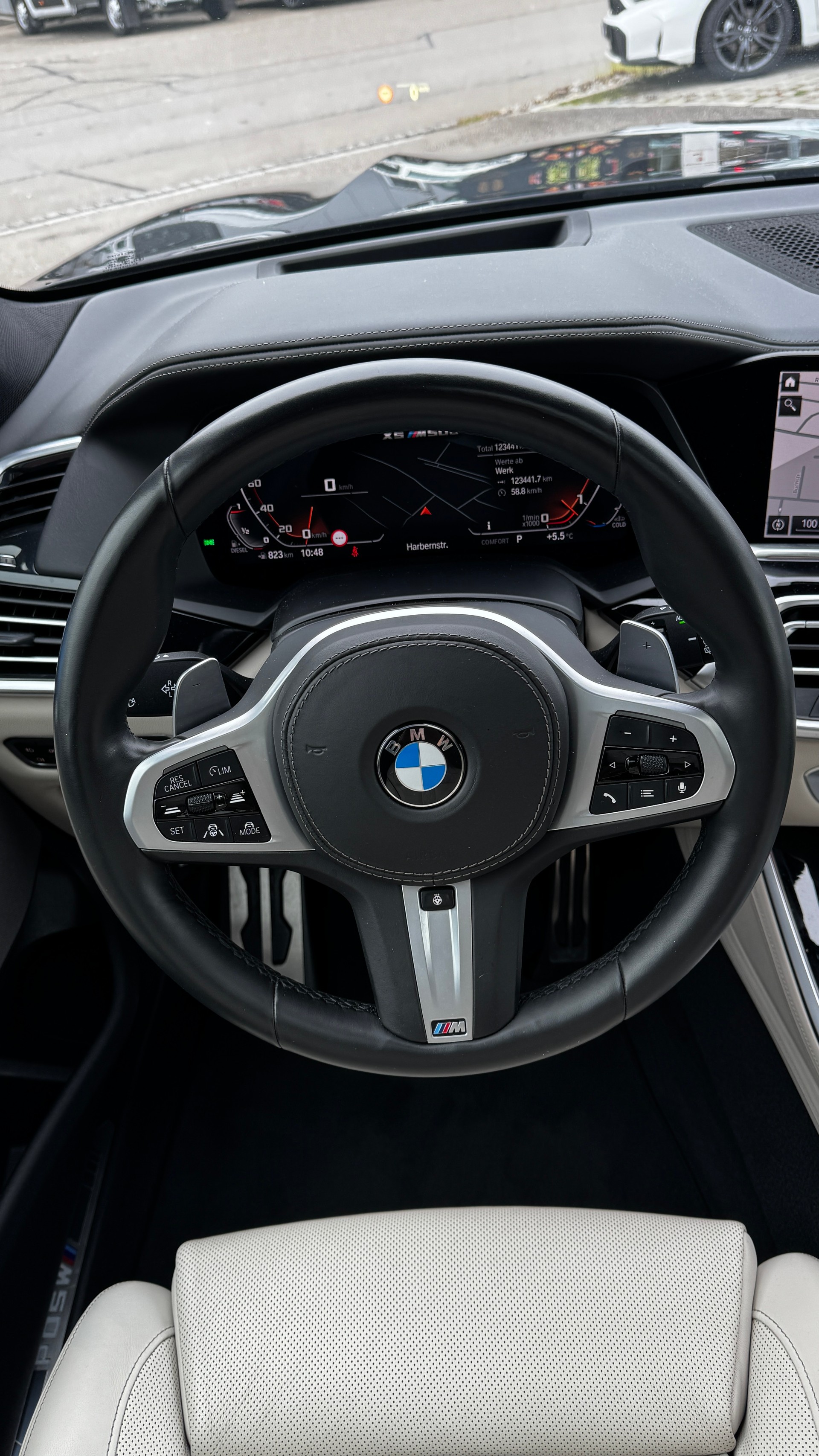 BMW X5 xDrive M50d Steptronic „Selten so vollgepackt: Dieser X5 ist ein echter Treffer“-image-8