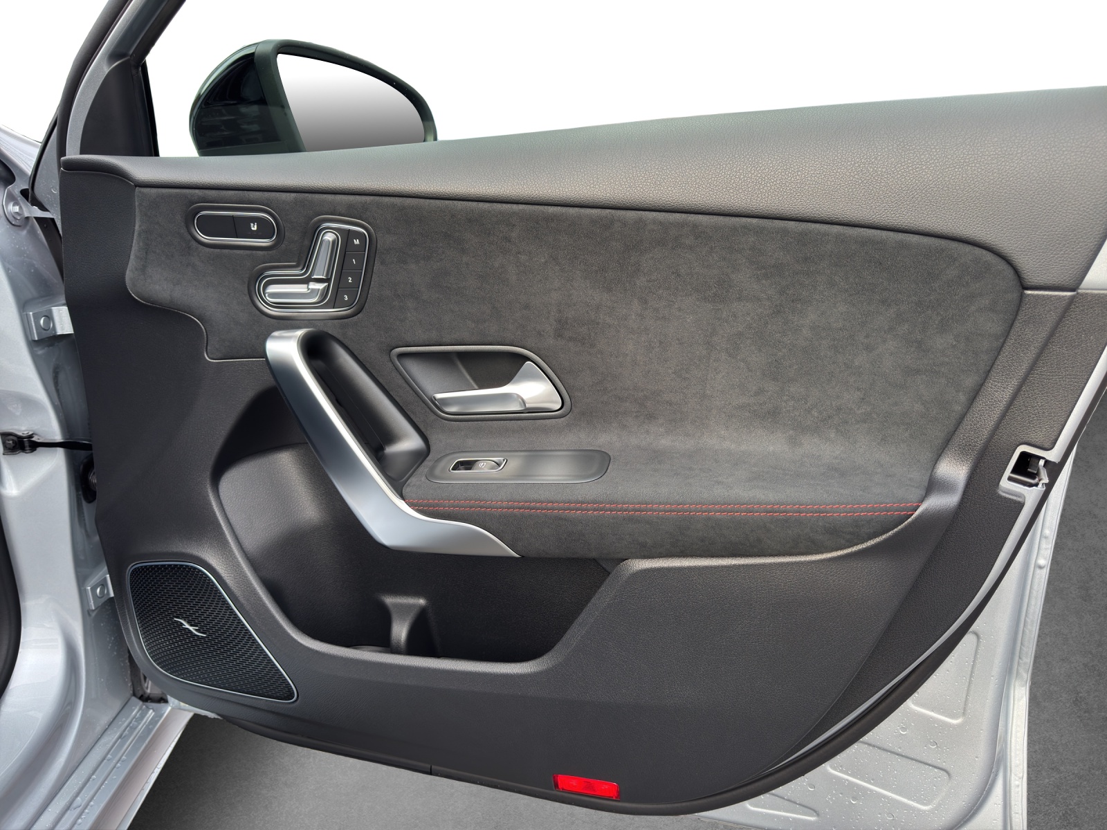 MERCEDES-BENZ A 250 4Matic 8G-DCT-image-14