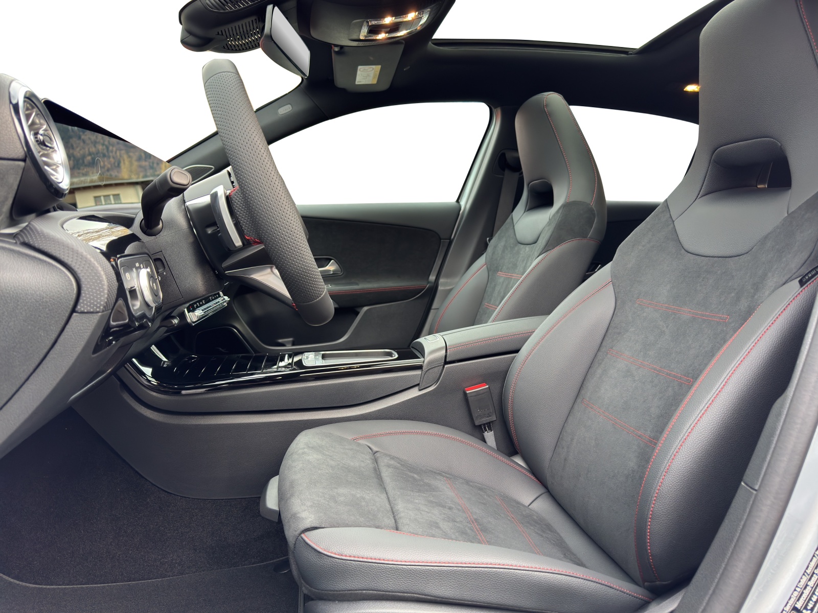 MERCEDES-BENZ A 250 4Matic 8G-DCT-image-7