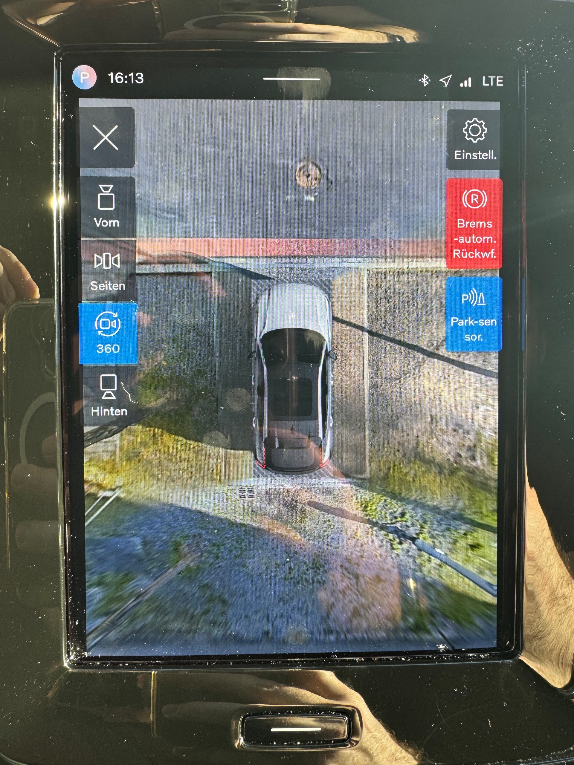 VOLVO C40 Recharge P8 Twin AWD Pure Electric Ultimate-image-1