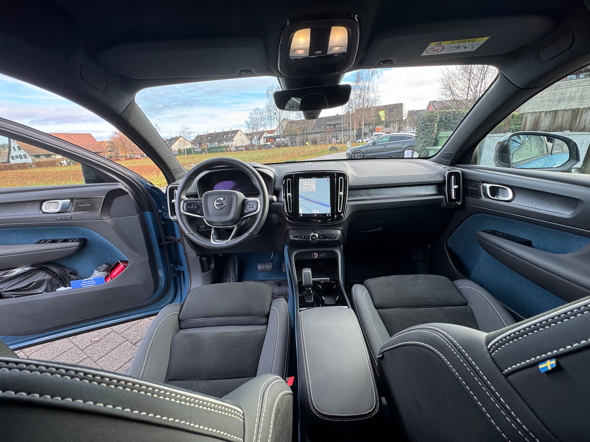 VOLVO C40 Recharge P8 Twin AWD Pure Electric Ultimate-image-3