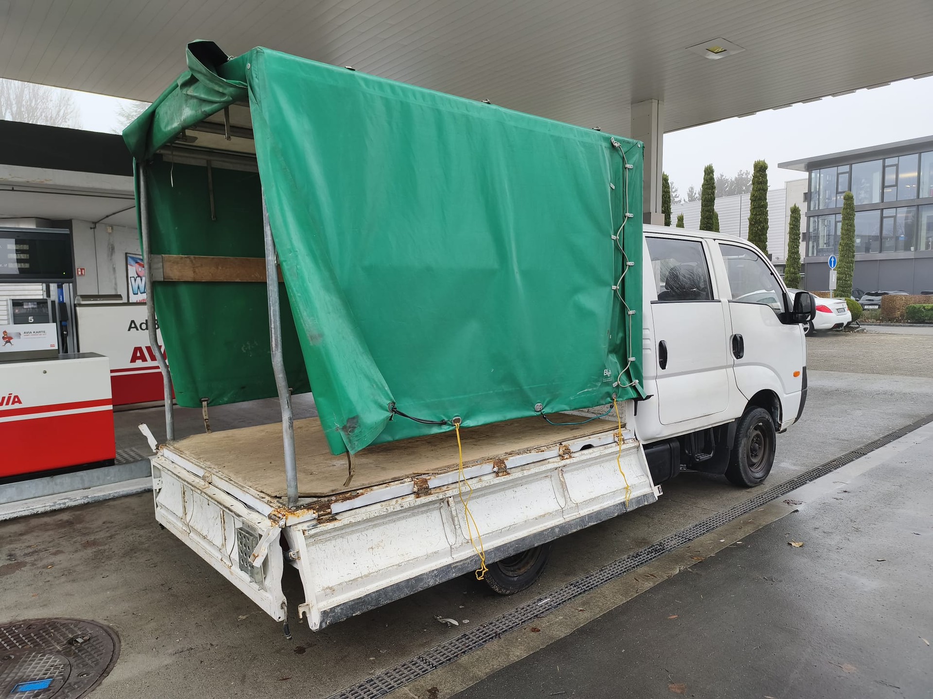 KIA K2500 TCi-image-15