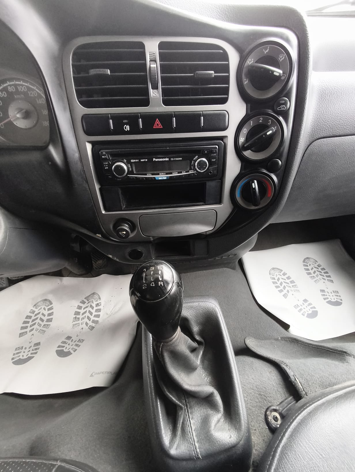 KIA K2500 TCi-image-8