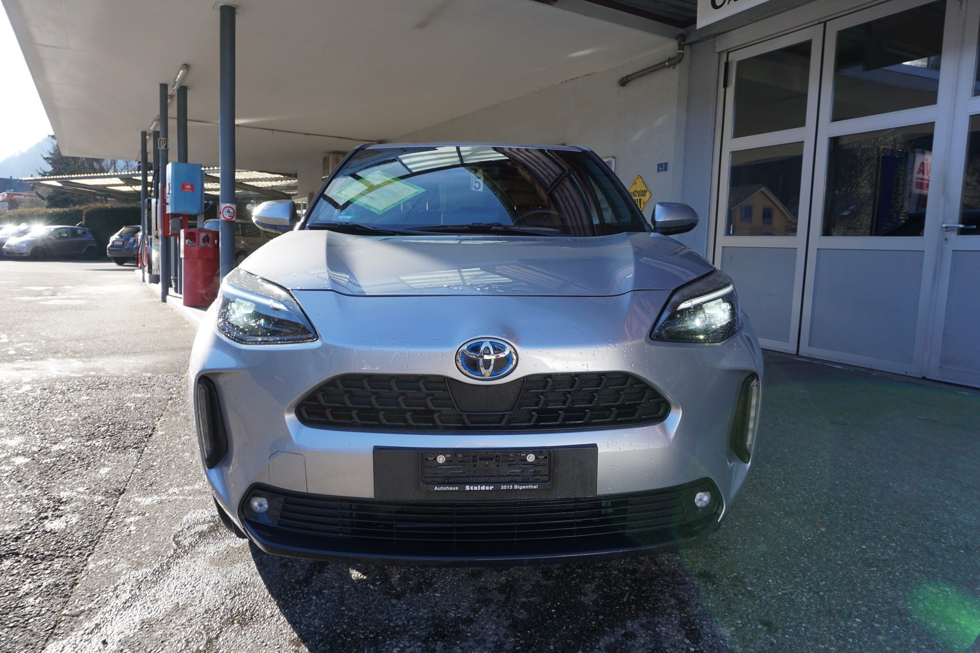 TOYOTA Yaris Cross 1.5 Trend e-CVT AWDi-image-1