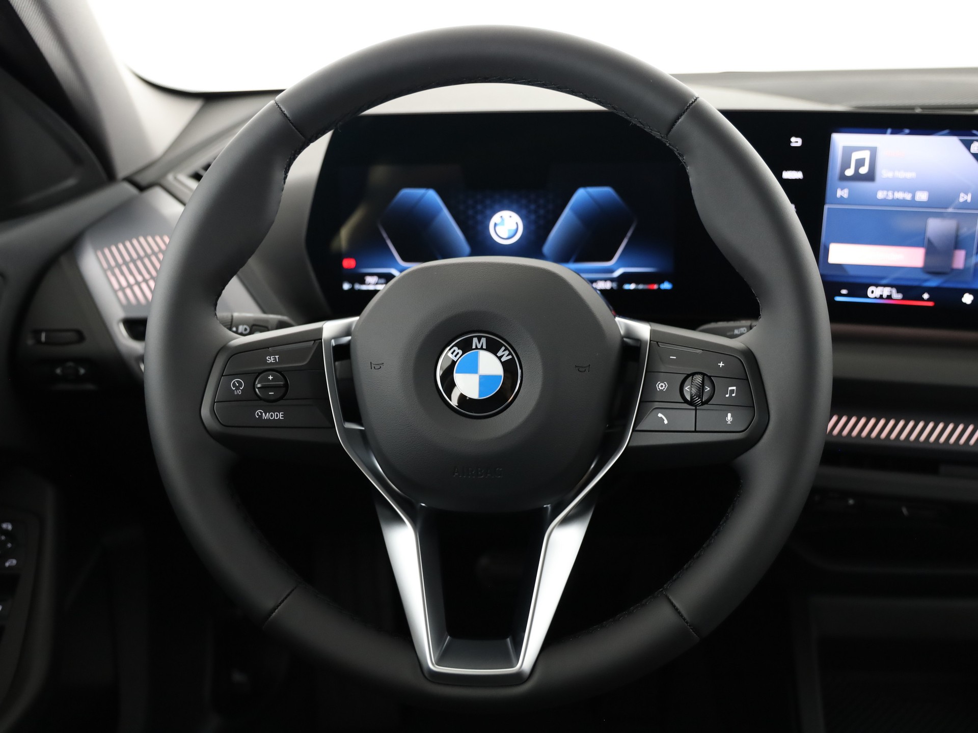 BMW 120 Steptronic-image-20