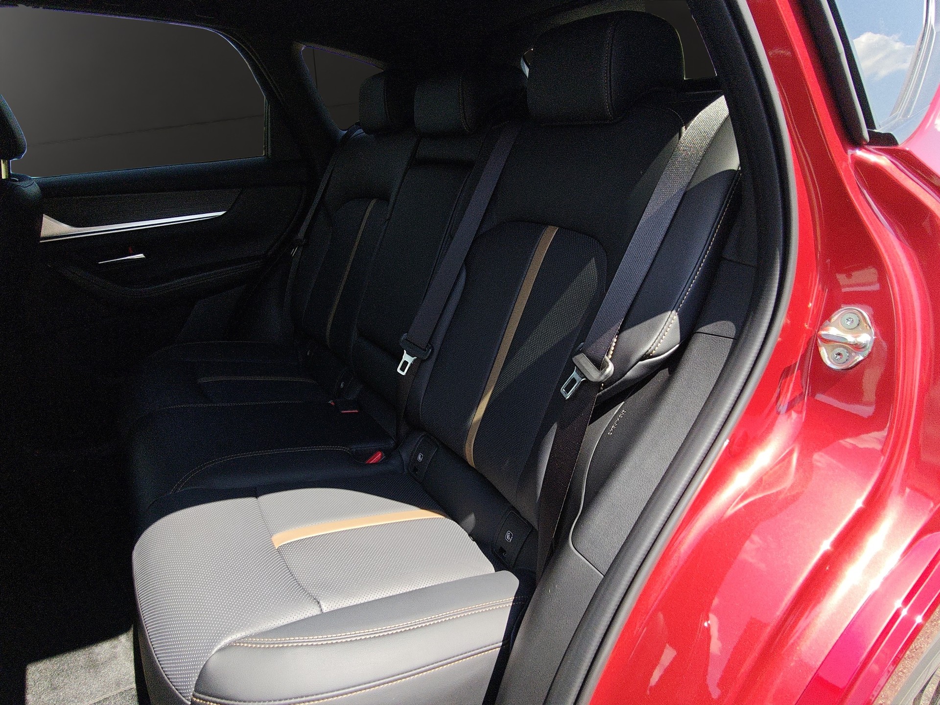 MAZDA CX-60 e-Skyactiv PHEV 327 AWD Homura-image-10