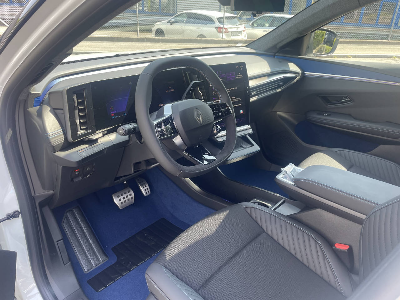 RENAULT SCENIC E-TECH ELECTRIC esprit Alpine 220 PS Long Range-image-6