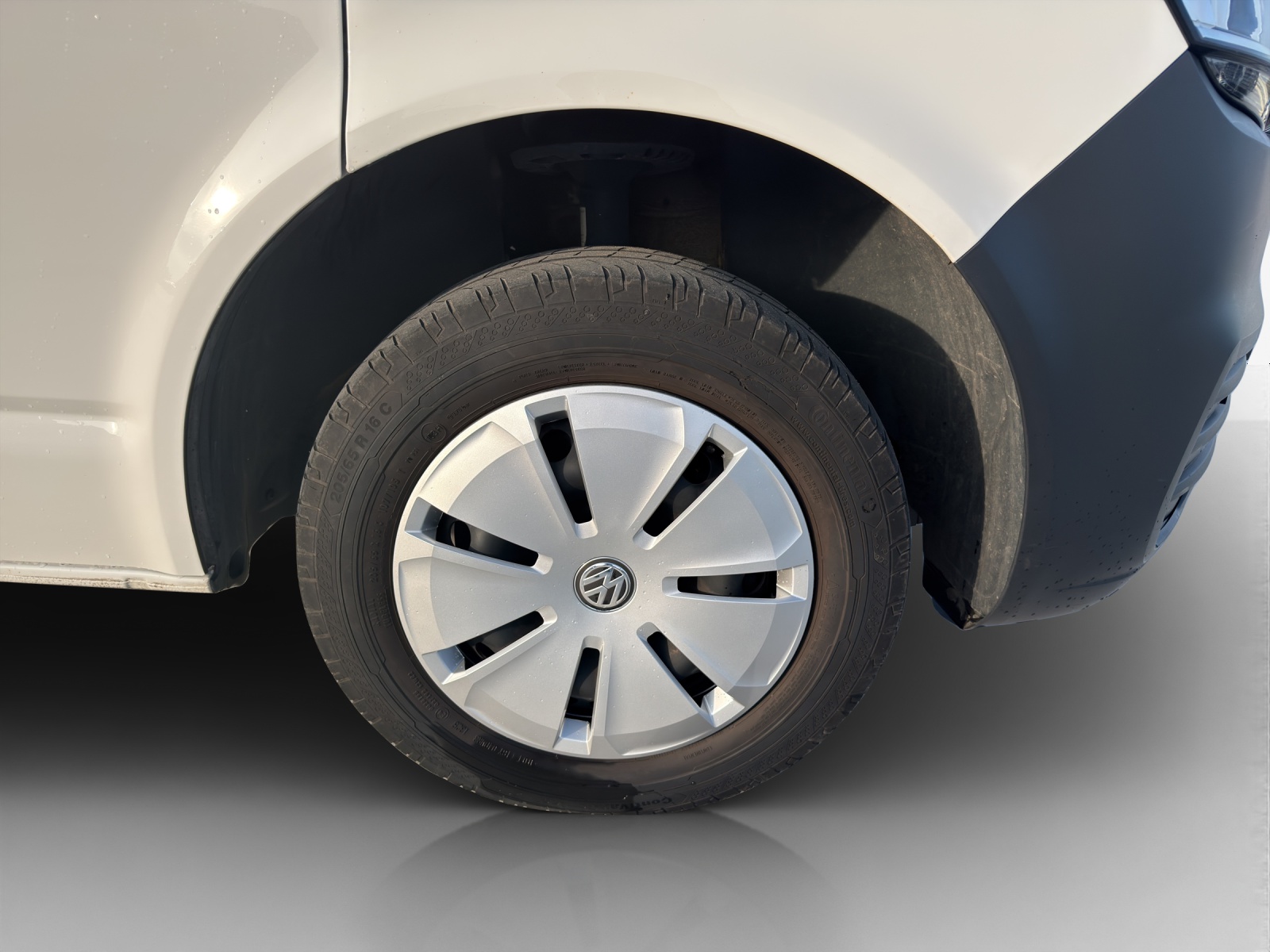 VW T6.1 2.0 TDI 4Motion-image-15