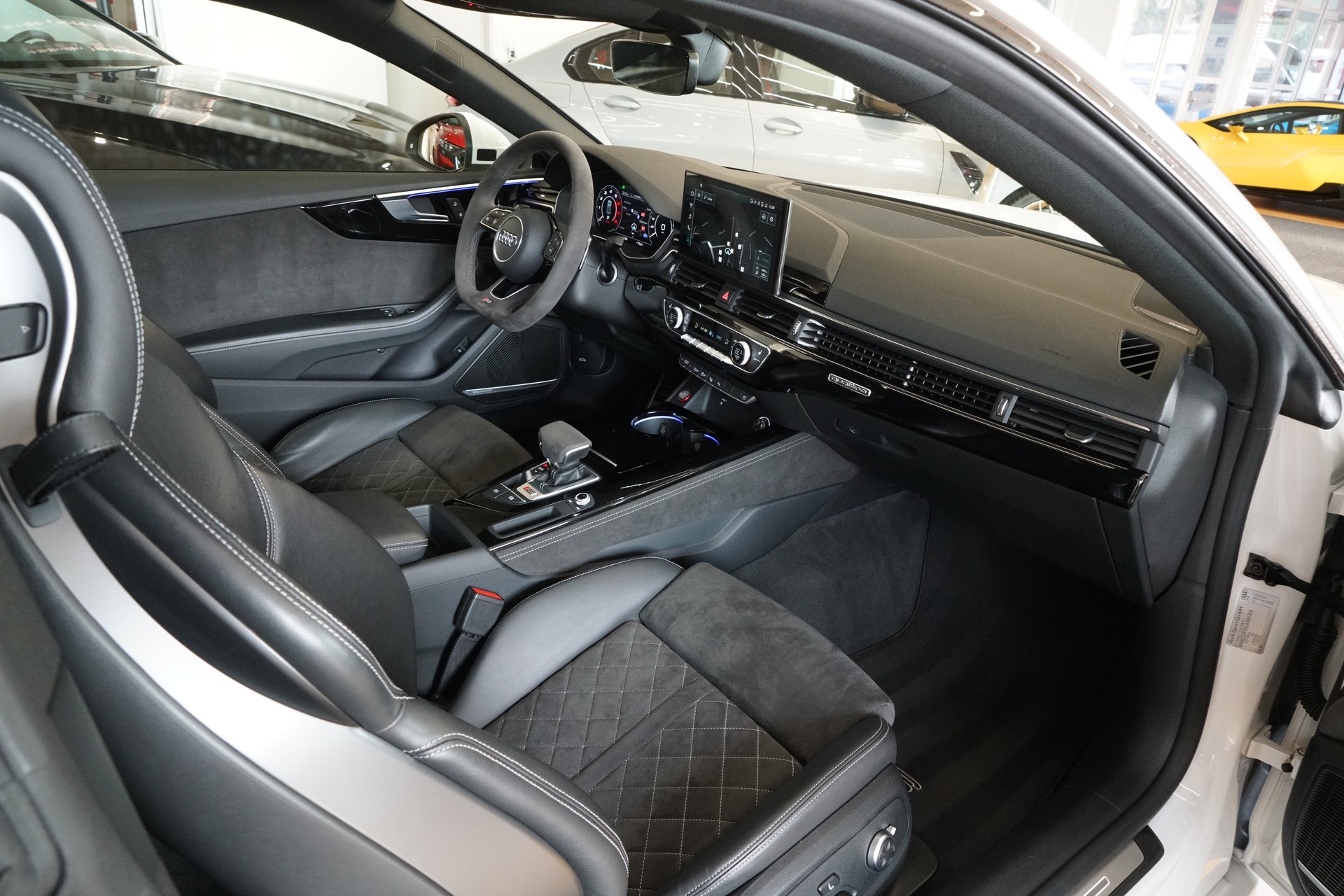 AUDI RS5 Coupé 2.9 TFSI quattro tiptronic-image-9