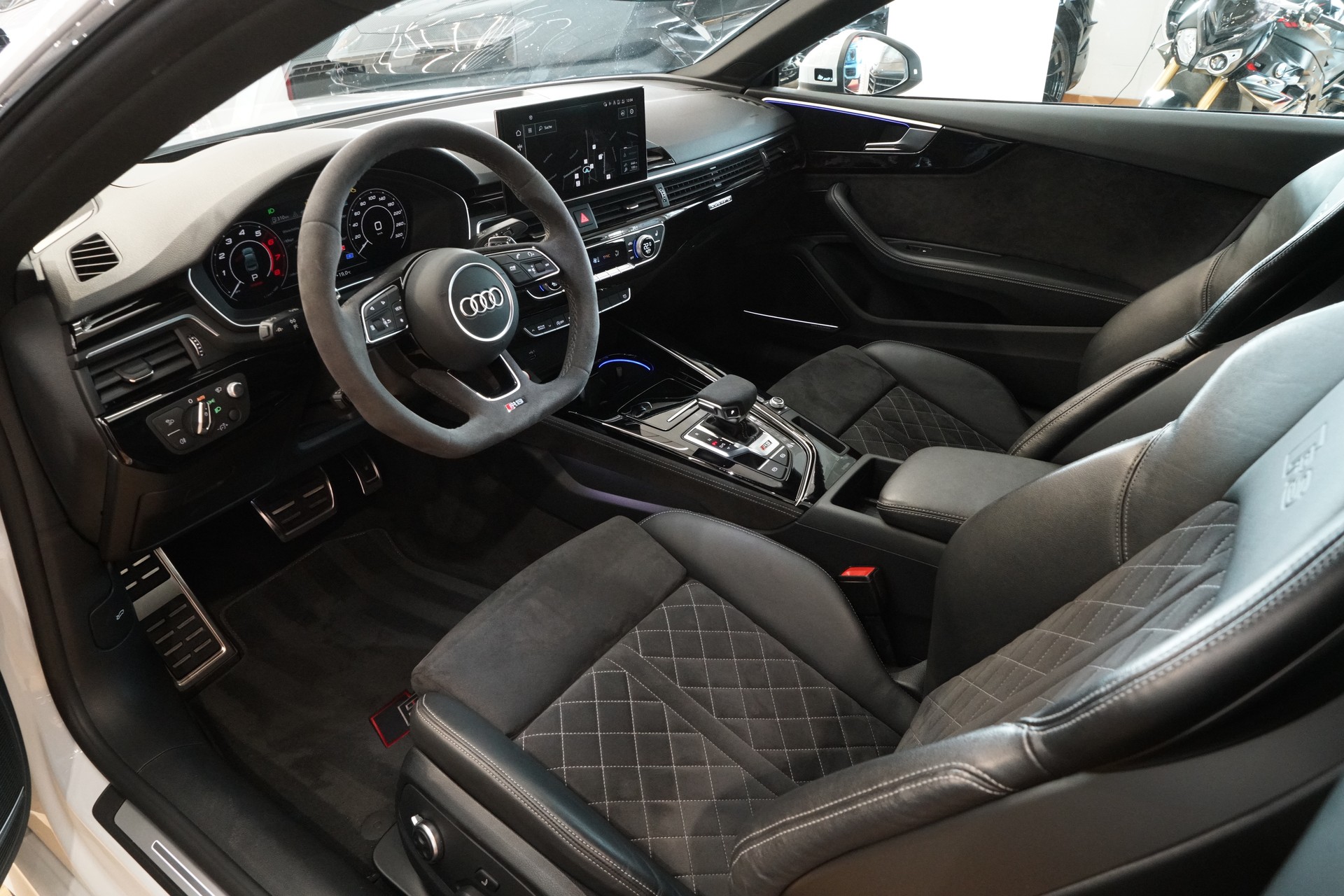 AUDI RS5 Coupé 2.9 TFSI quattro tiptronic-image-8