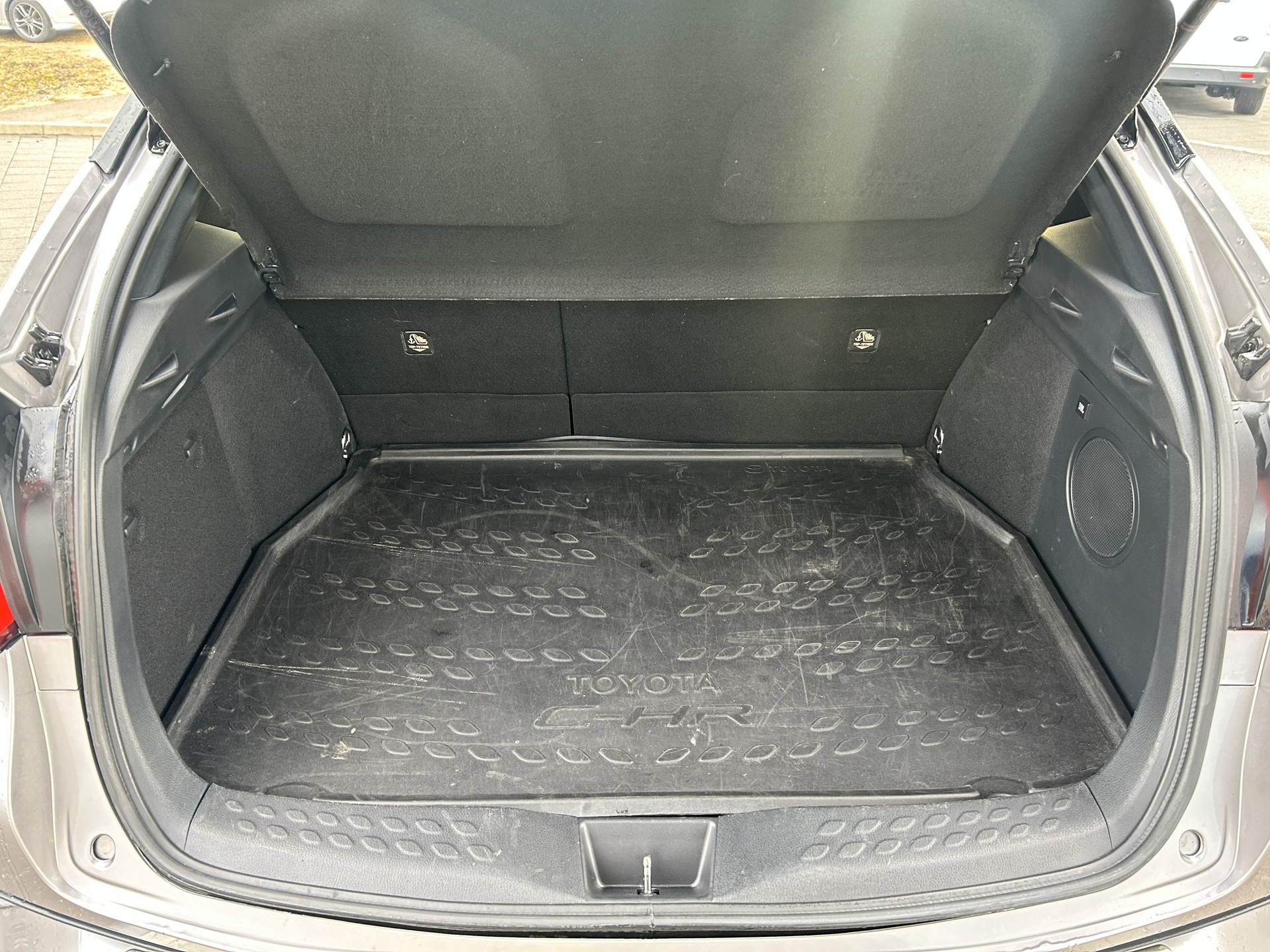 TOYOTA C-HR 2.0 HSD CVT Trend-image-6