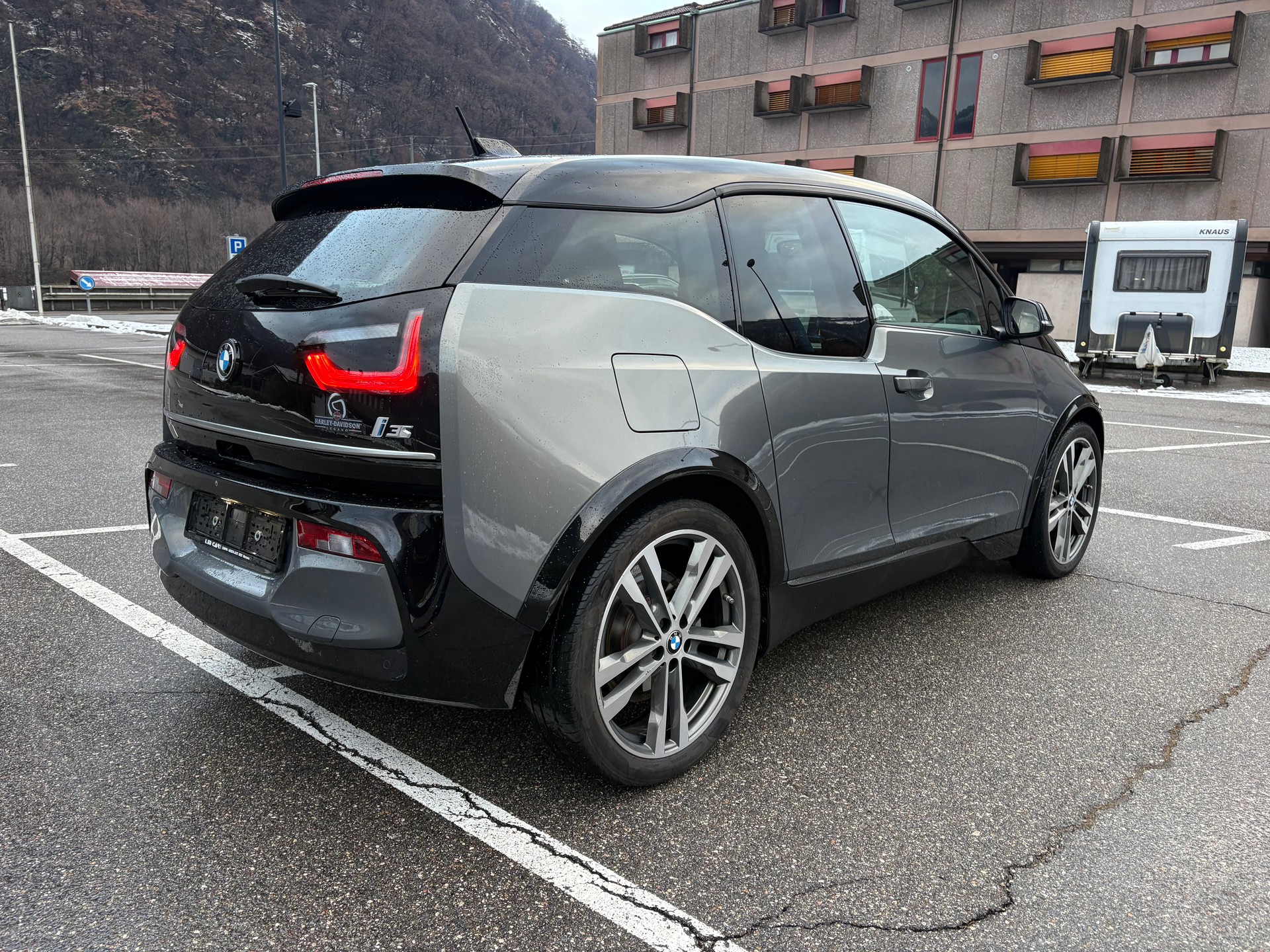 BMW i3s (120Ah) Fleet Edition-image-2