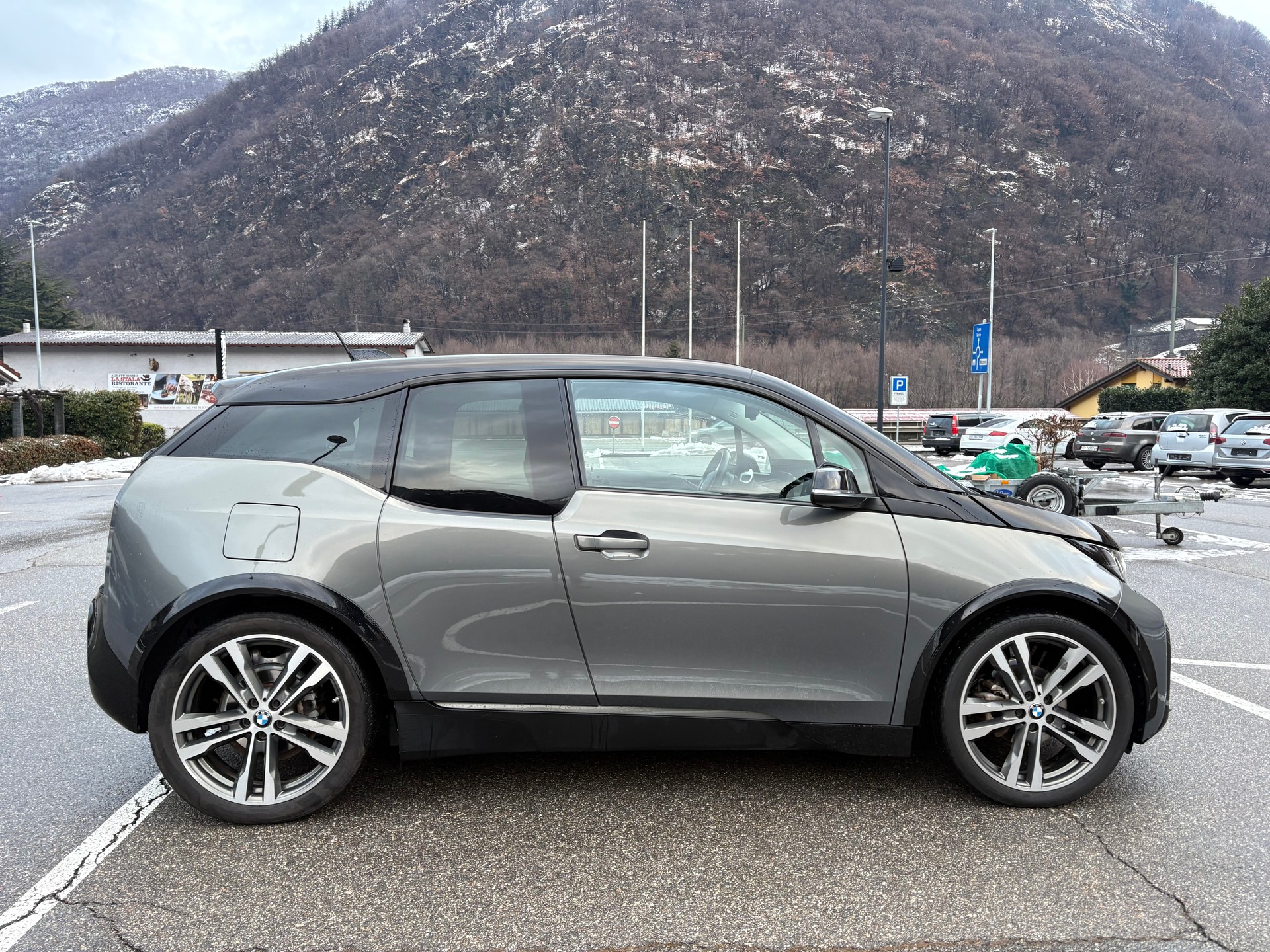 BMW i3s (120Ah) Fleet Edition-image-1