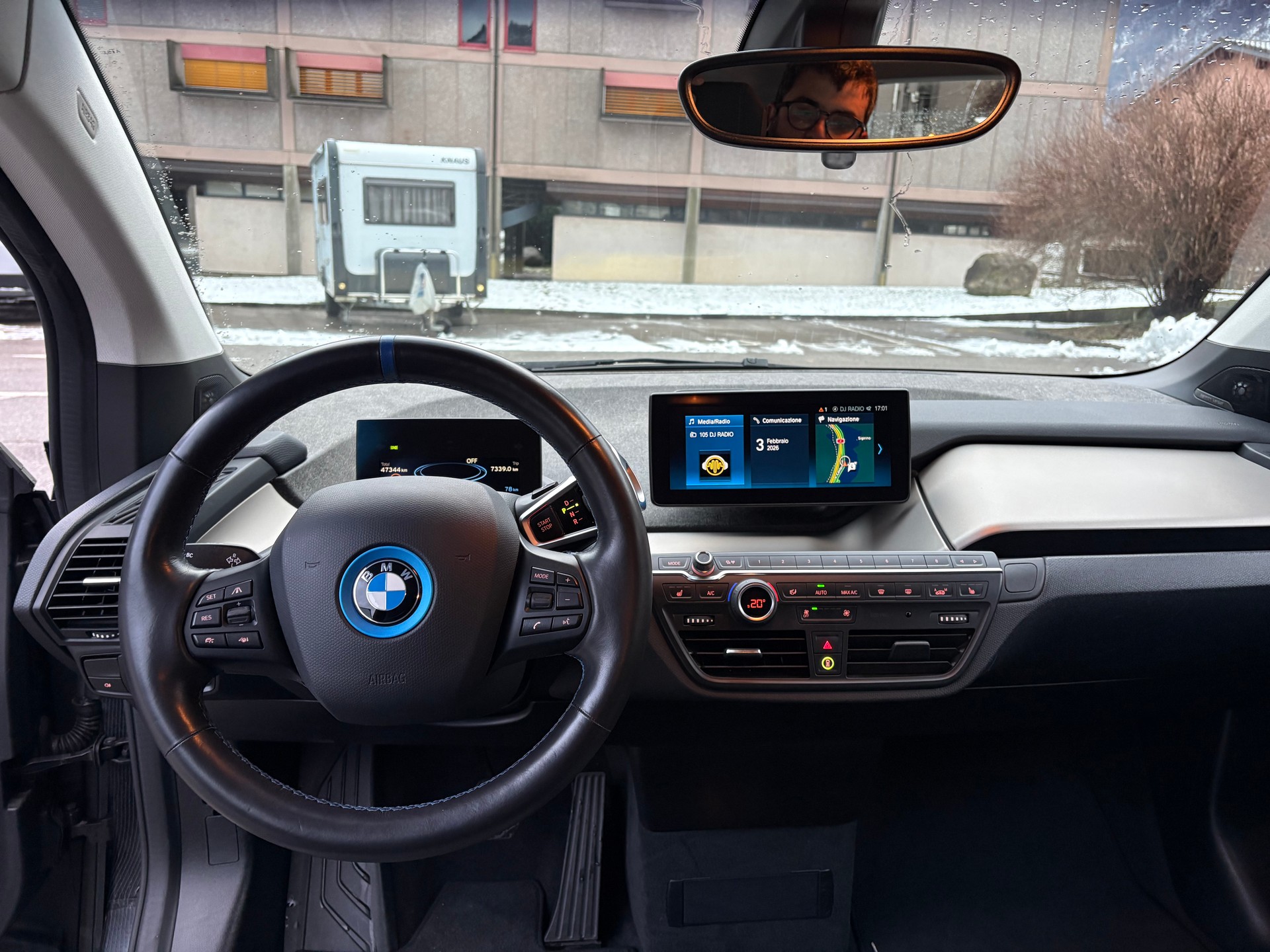BMW i3s (120Ah) Fleet Edition-image-8