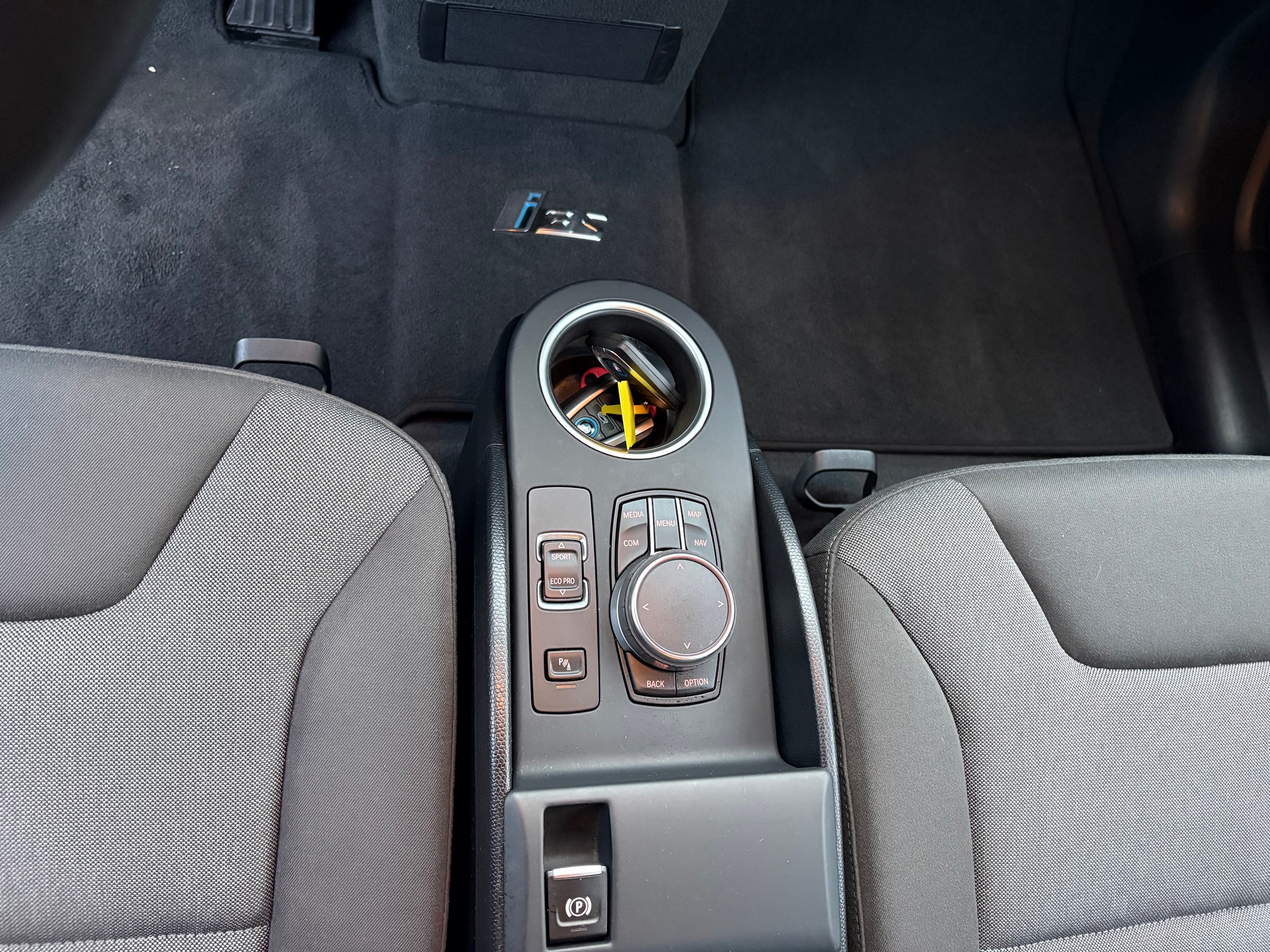 BMW i3s (120Ah) Fleet Edition-image-10