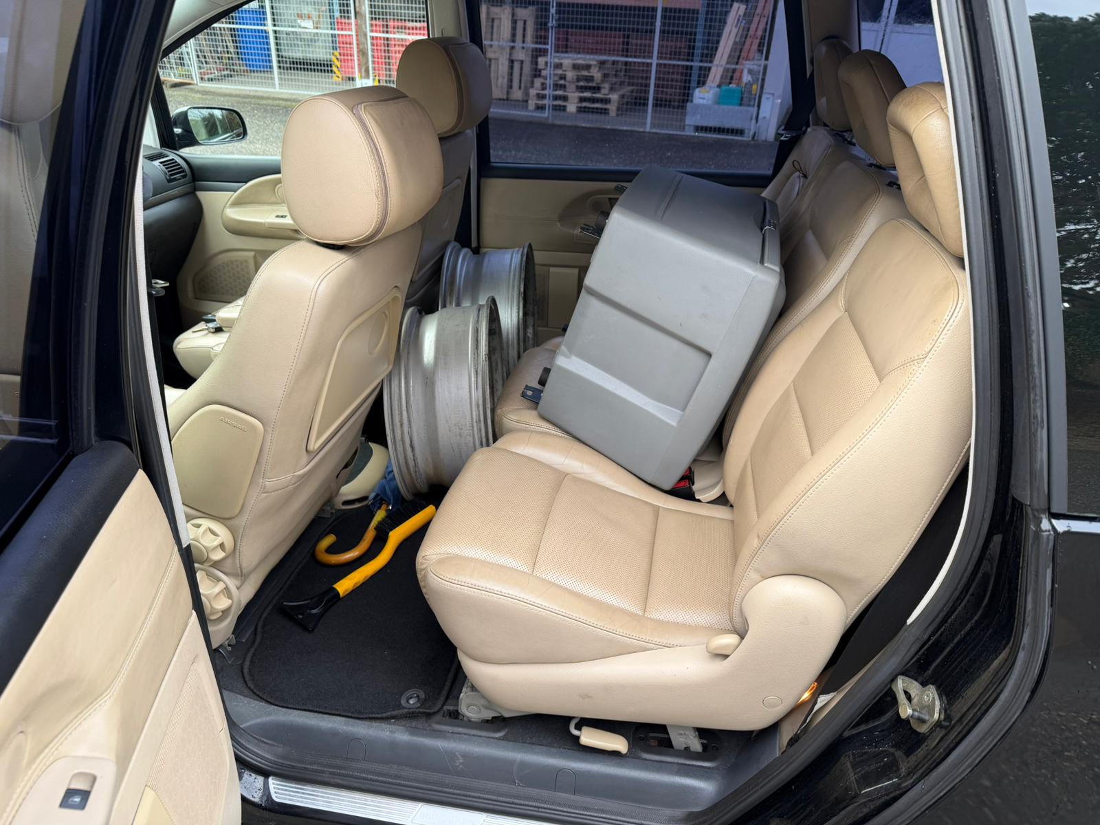 SEAT Alhambra 1.8 Turbo Sport-image-11