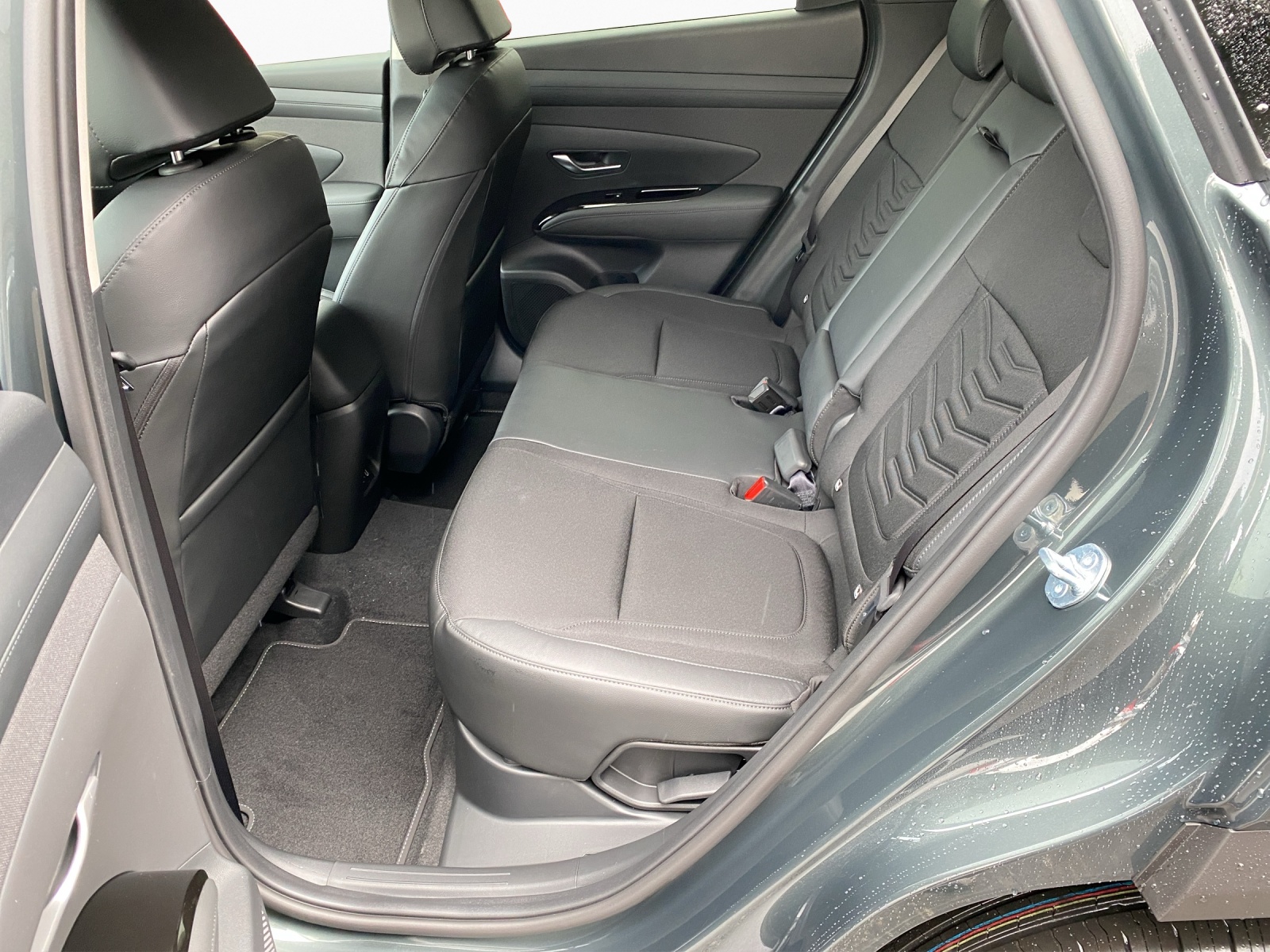 HYUNDAI Tucson 1.6 T-GDi HEV Amplia 4WD-image-10