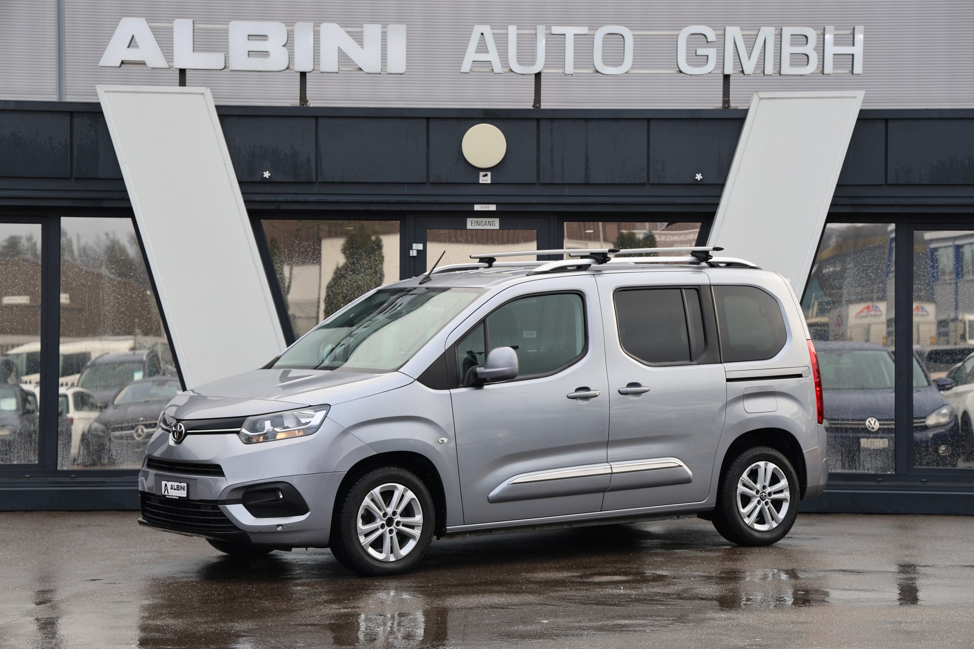 TOYOTA Proace City Verso 1.2 Trend *ZAHNRIEMEN ersetzt* Medium Automatik-image-0