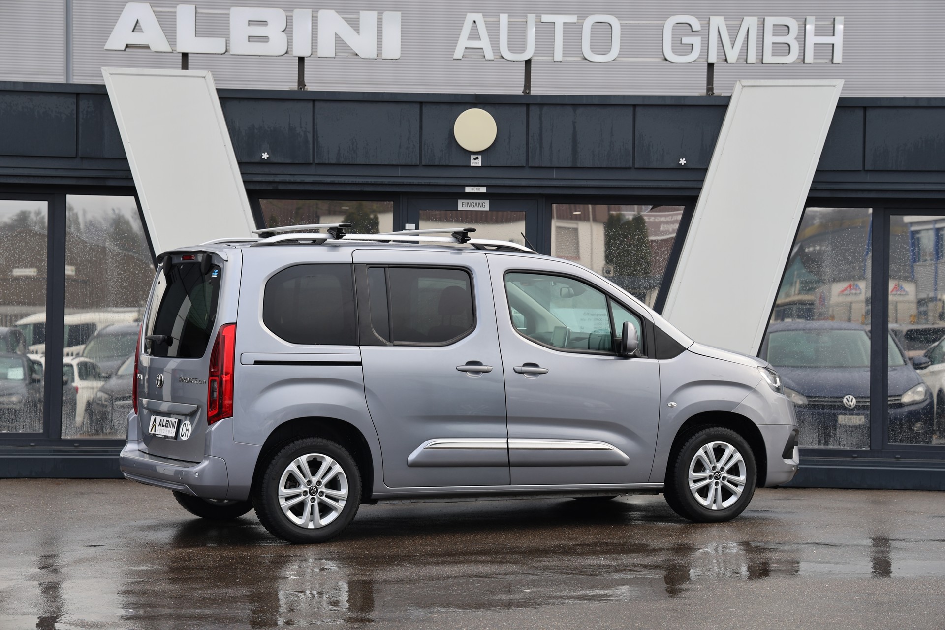 TOYOTA Proace City Verso 1.2 Trend *ZAHNRIEMEN ersetzt* Medium Automatik-image-2