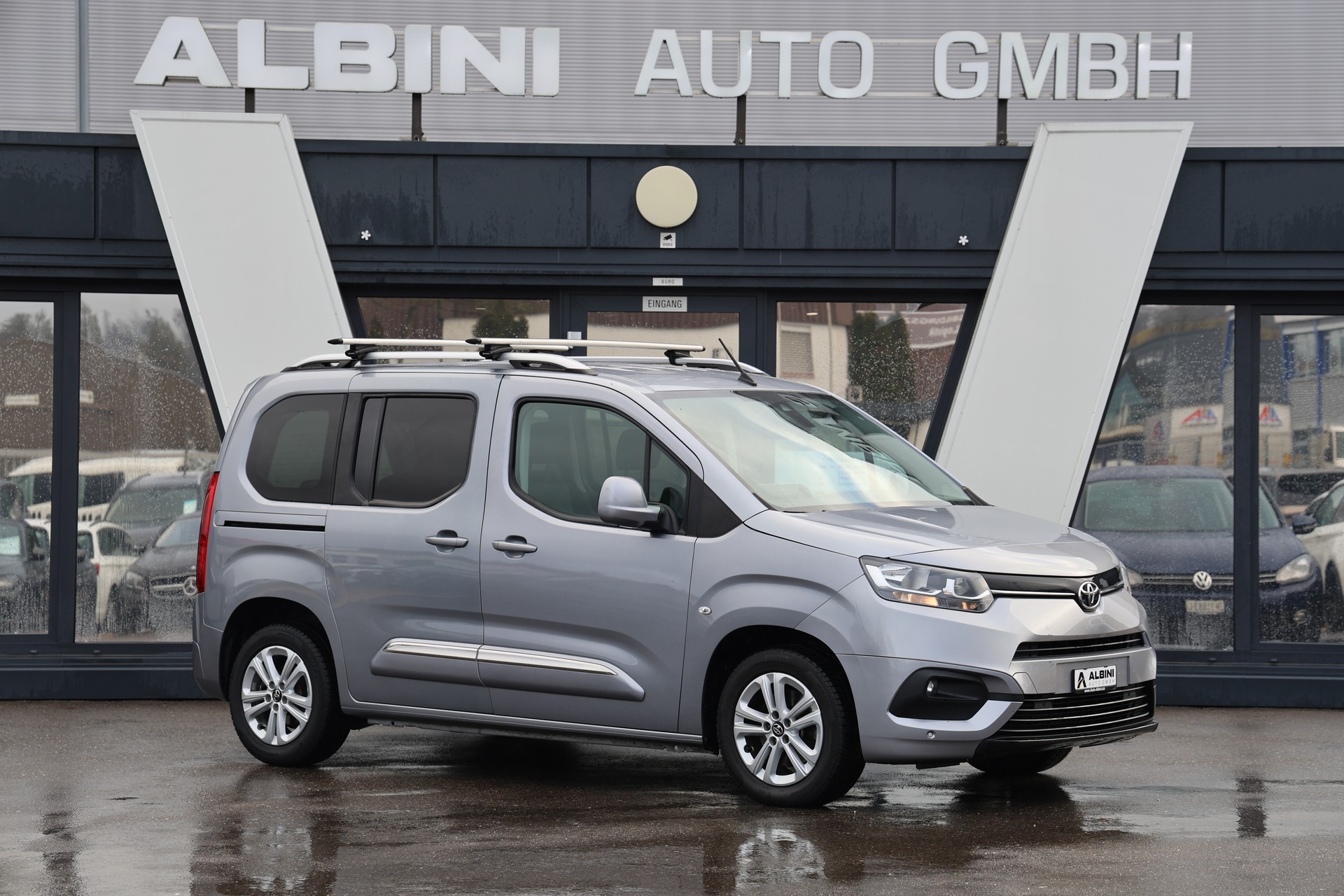 TOYOTA Proace City Verso 1.2 Trend *ZAHNRIEMEN ersetzt* Medium Automatik-image-1