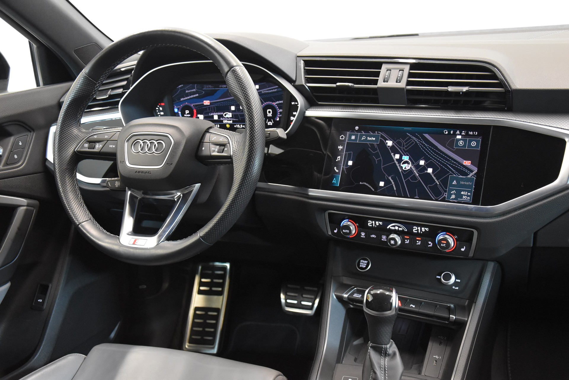 AUDI Q3 Sportback 35 TDI S line Attraction quattro S-tronic-image-4