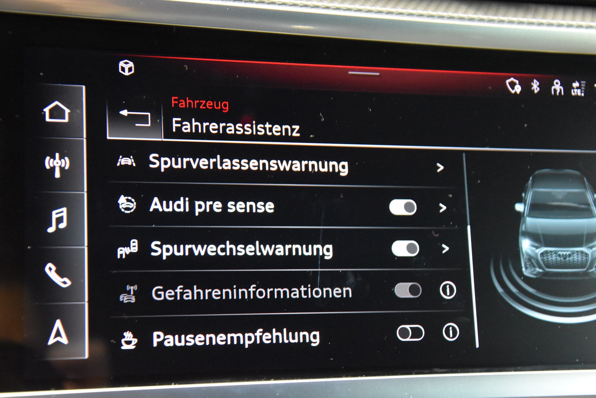 AUDI Q3 Sportback 35 TDI S line Attraction quattro S-tronic-image-12