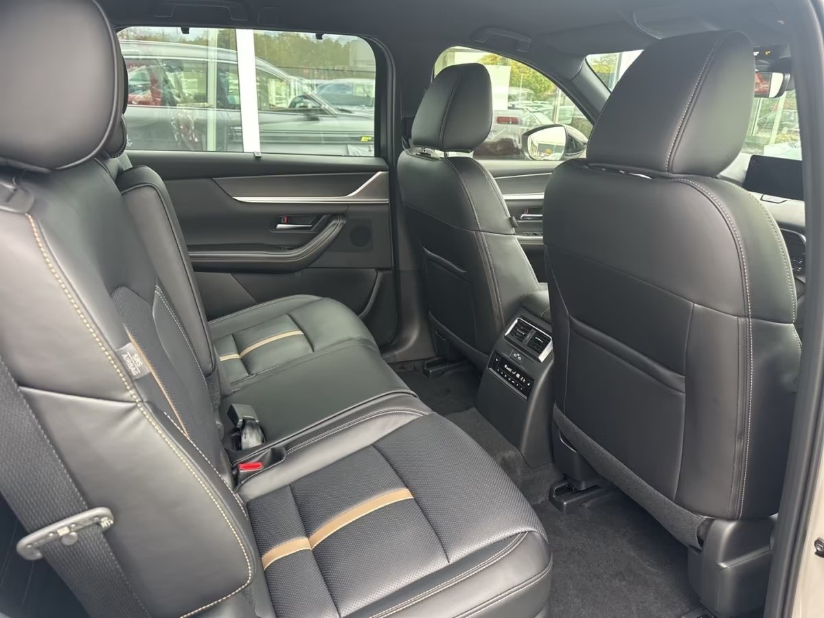 MAZDA CX-80 e-Skyactiv PHEV 327 AWD Homura 7 Sitzer-image-8