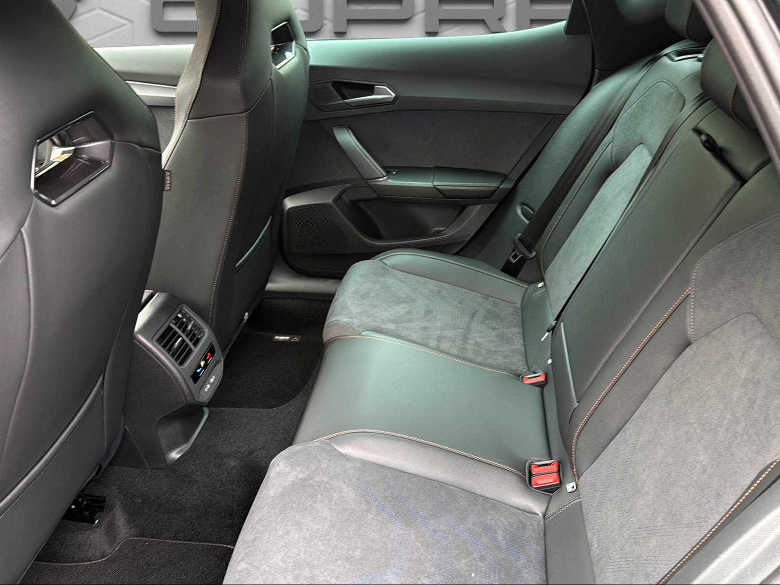 CUPRA Formentor 1.5 TSI Prime Edition DSG-image-12