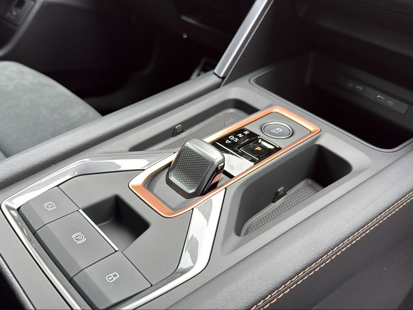 CUPRA Formentor 1.5 TSI Prime Edition DSG-image-11