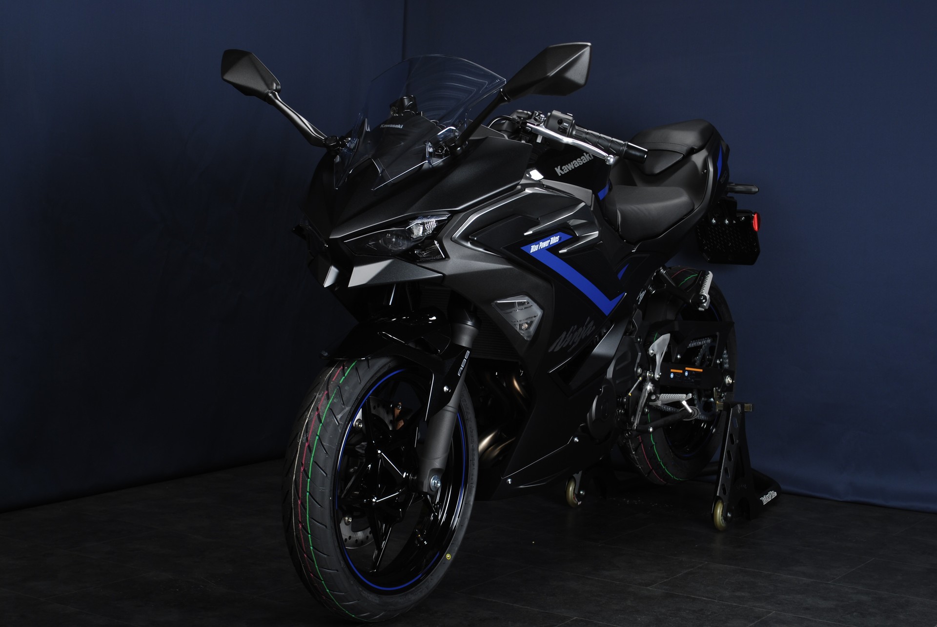 KAWASAKI Ninja 500 SE MY26-image-6