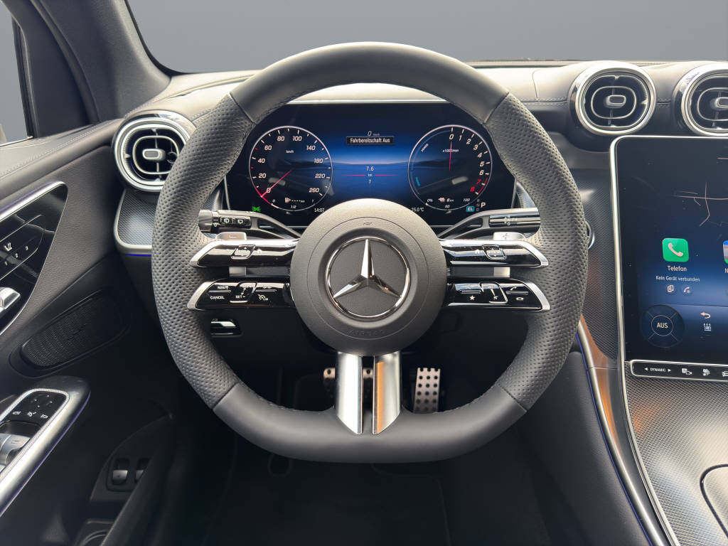 MERCEDES-BENZ GLC 300 e EQ Star AMG Line 4matic-image-9