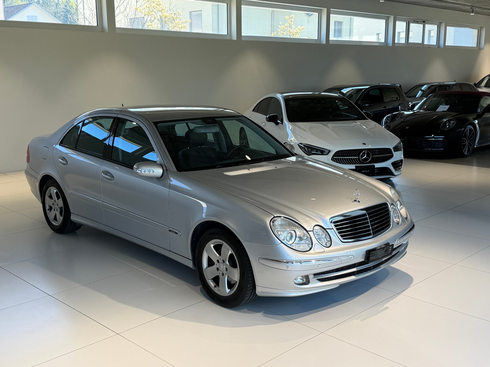 MERCEDES-BENZ E 200 Kompressor Avantgarde **MFK NEU 2026***AUTOMAT***KLIMA***LÜCKENLOSES SERVICEHEFT***8-FACH BEREIFT***-image-26