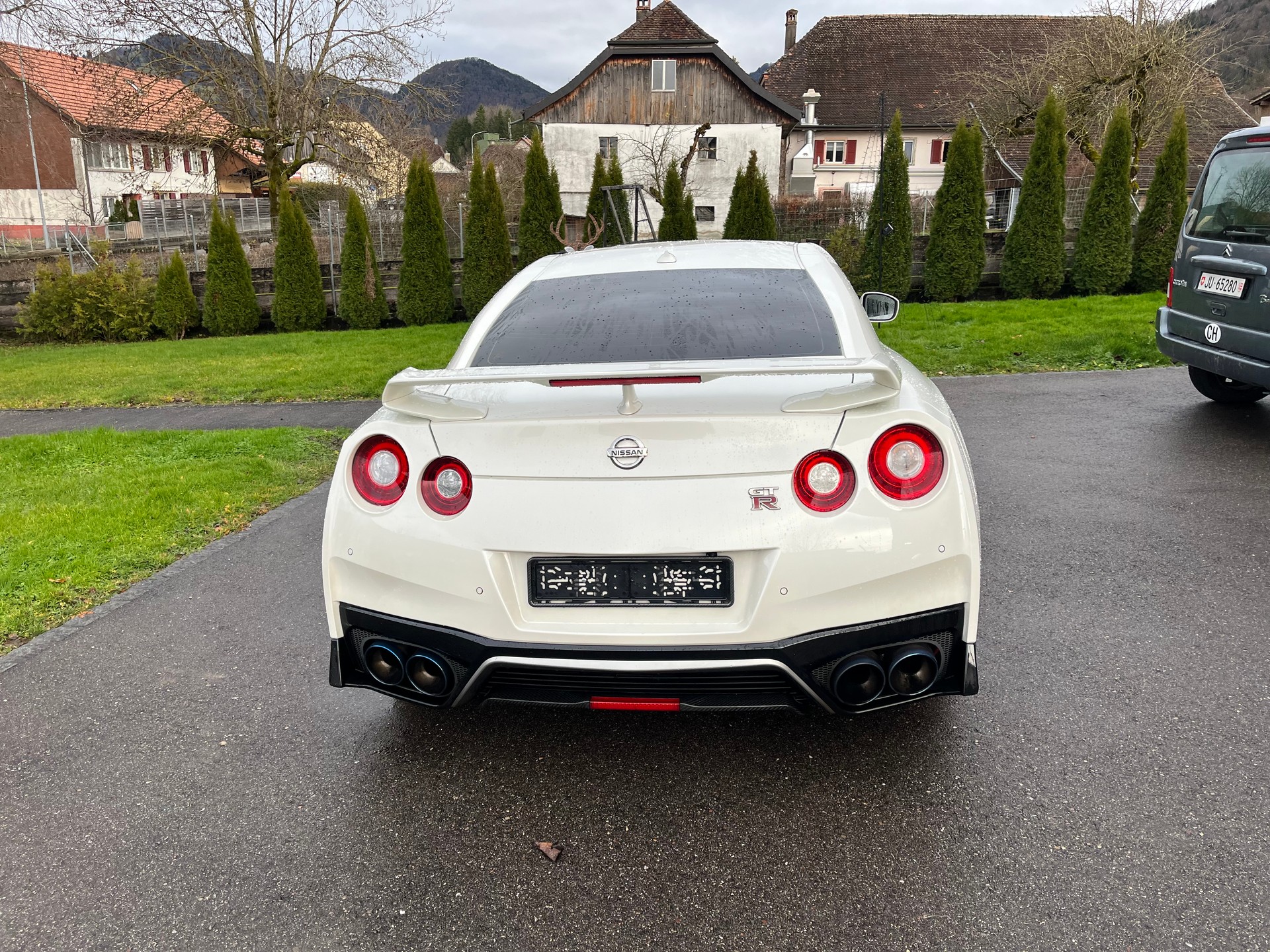 NISSAN GT-R 3.8 V6 Biturbo-image-1