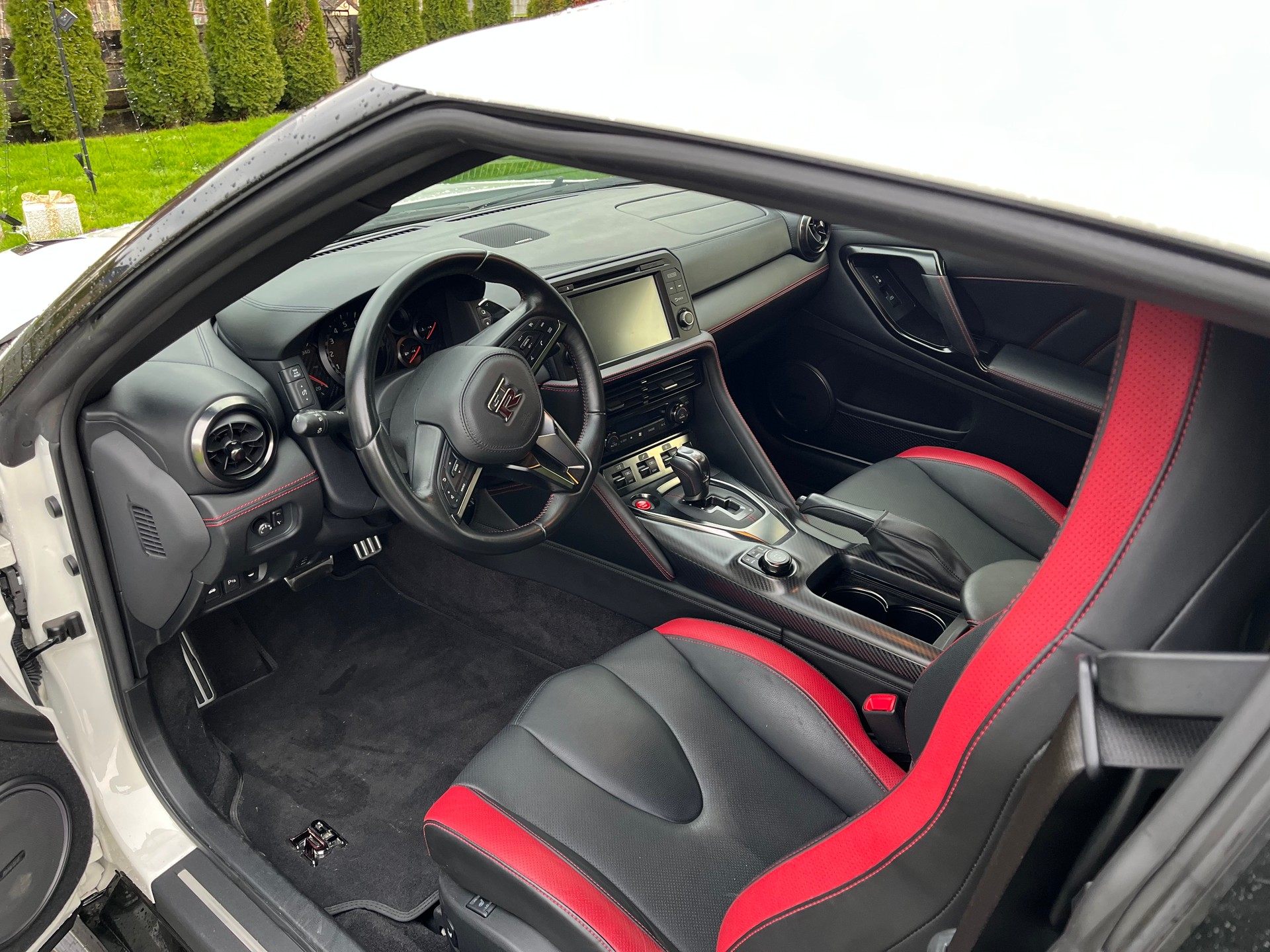 NISSAN GT-R 3.8 V6 Biturbo-image-2