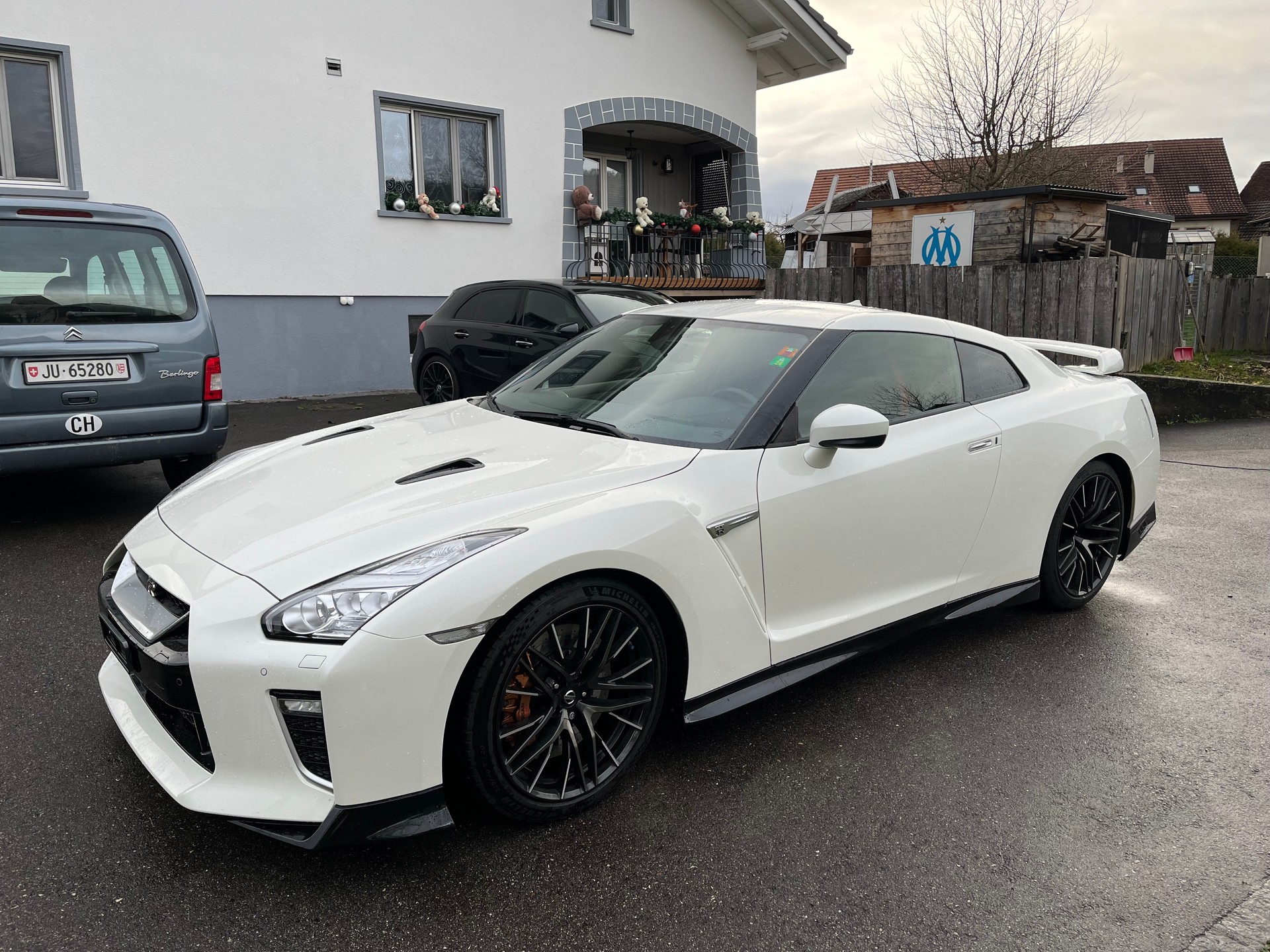 NISSAN GT-R 3.8 V6 Biturbo-image-0