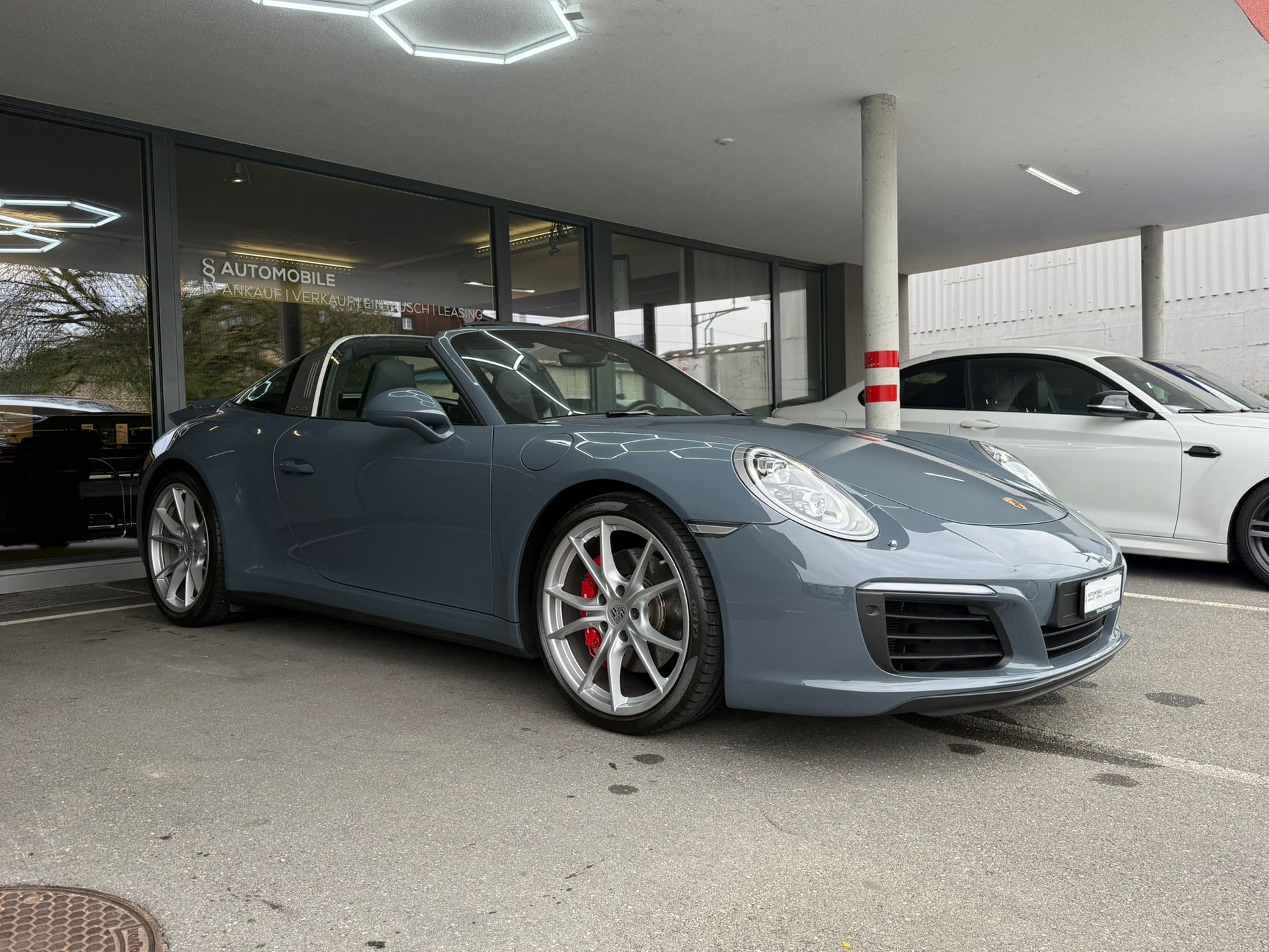 PORSCHE 911 Targa 4S PDK 991.2 ** Porsche Approved **-showroom-element-2