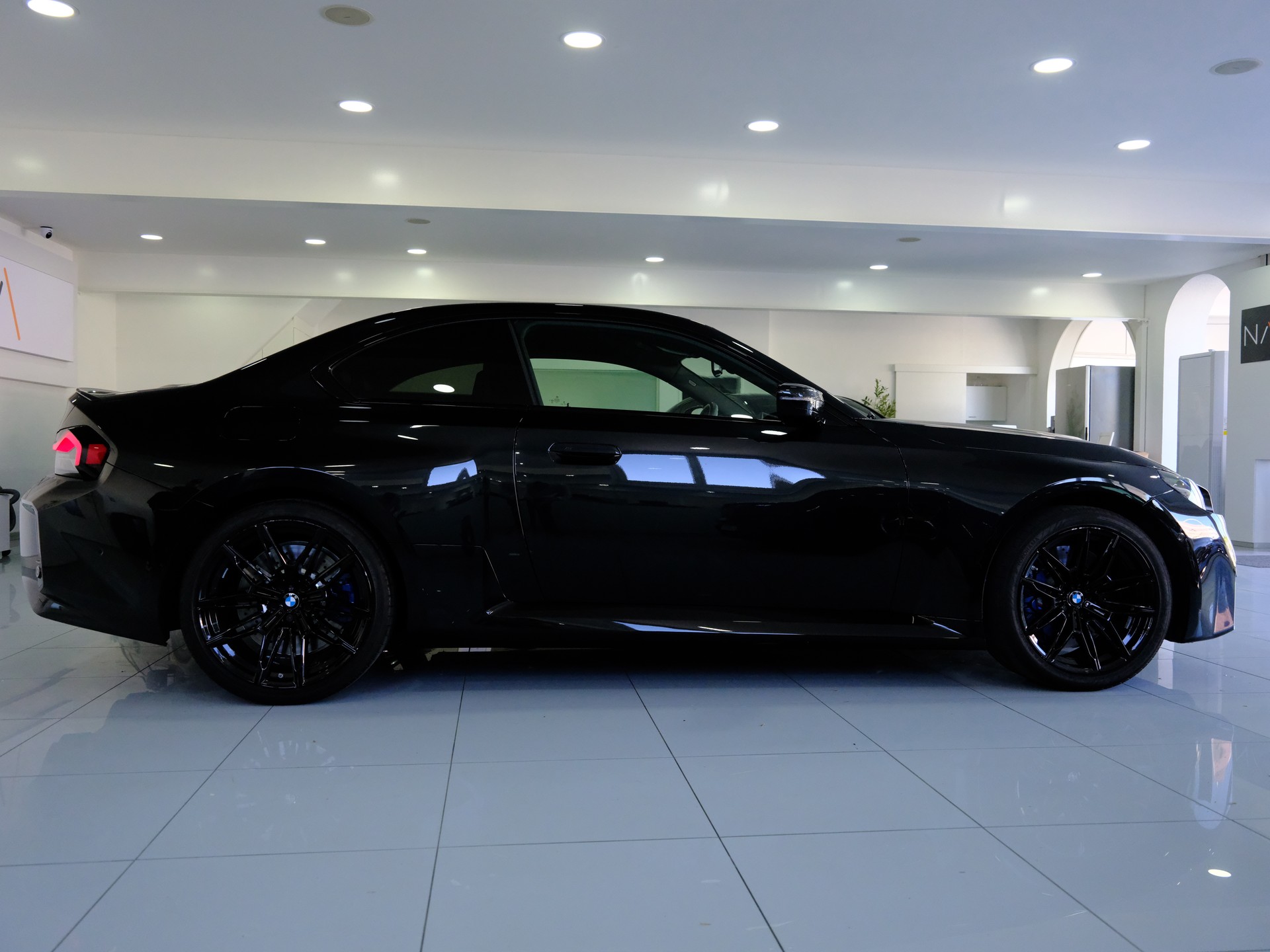 BMW M2 Steptronic-image-6