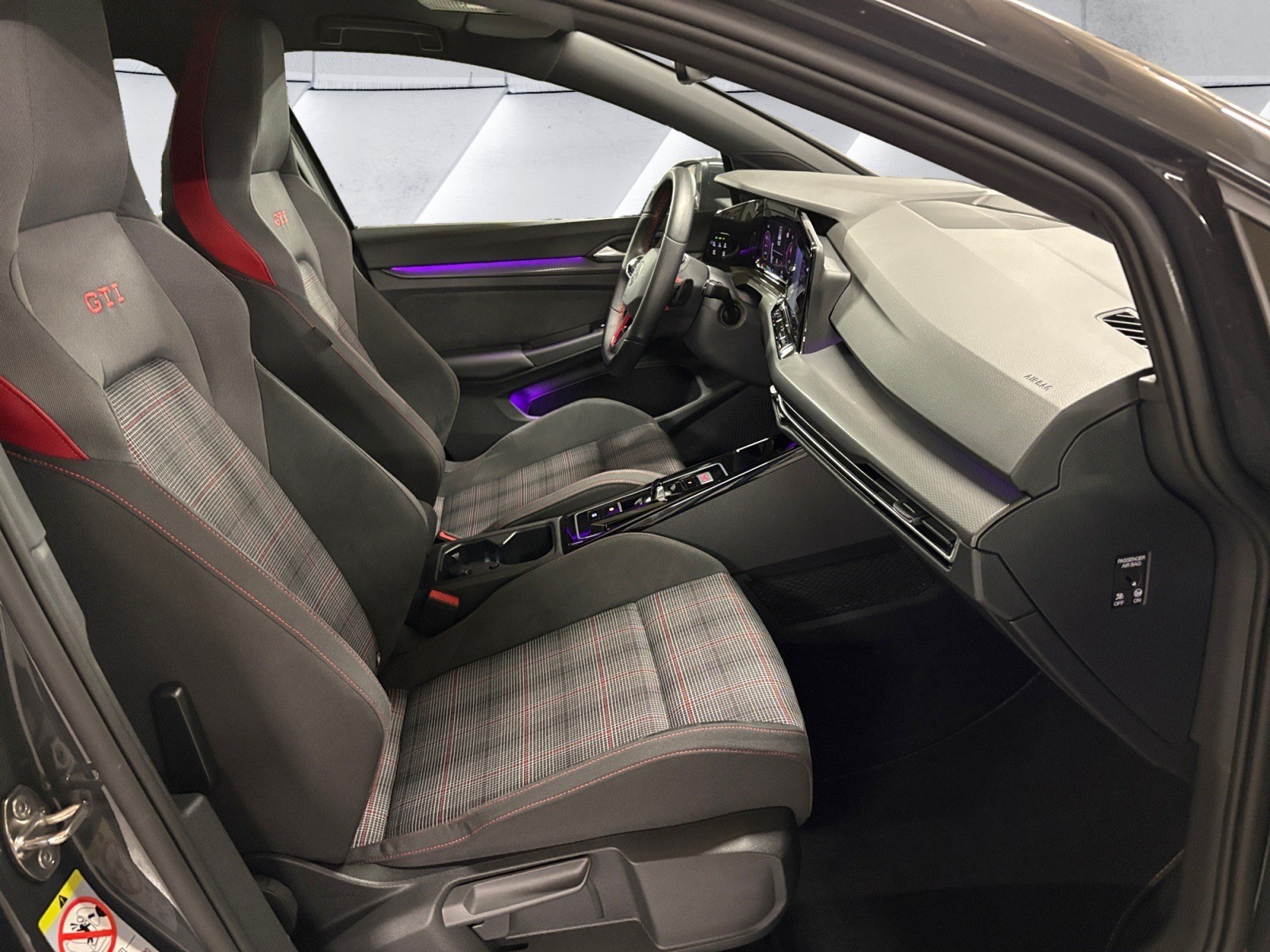 VW Golf 2.0 TSI GTI DSG/Matrix LED IQ.Light / Travel assist / Caméra de recul-image-13