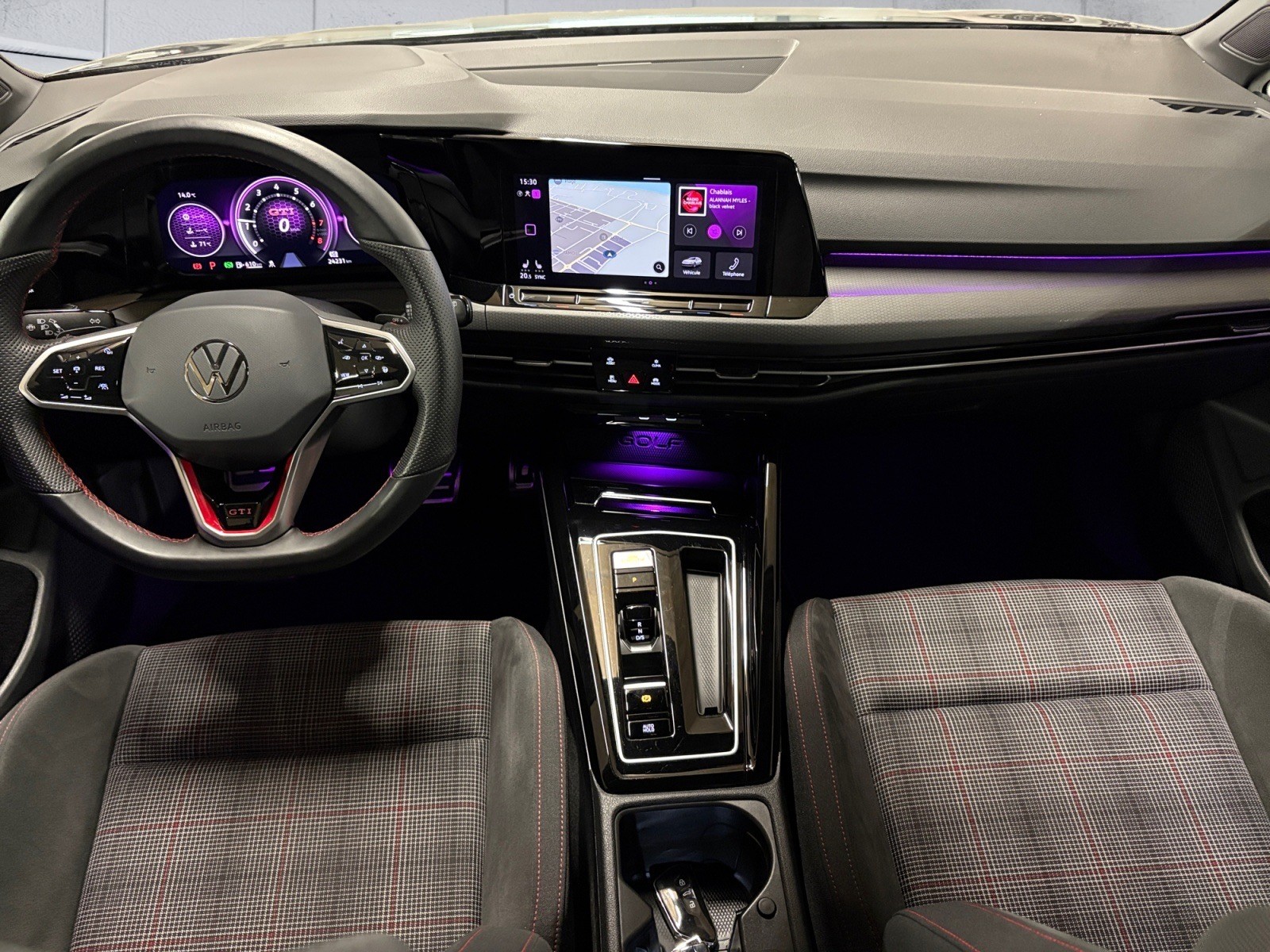 VW Golf 2.0 TSI GTI DSG/Matrix LED IQ.Light / Travel assist / Caméra de recul-image-10