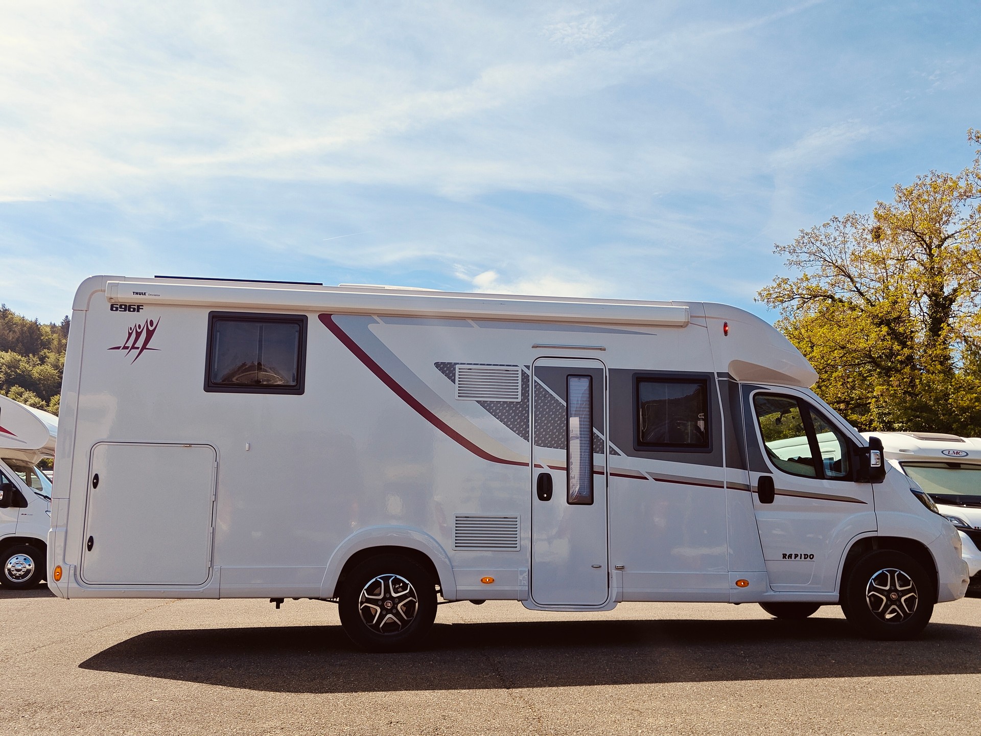 FIAT Rapido SERIE 6 696 F - Automat -- Queensbett XL -- Hubbett -- Solar & Lithium -- Dachklima -- Bodenheizung -- Clesana WC-image-2