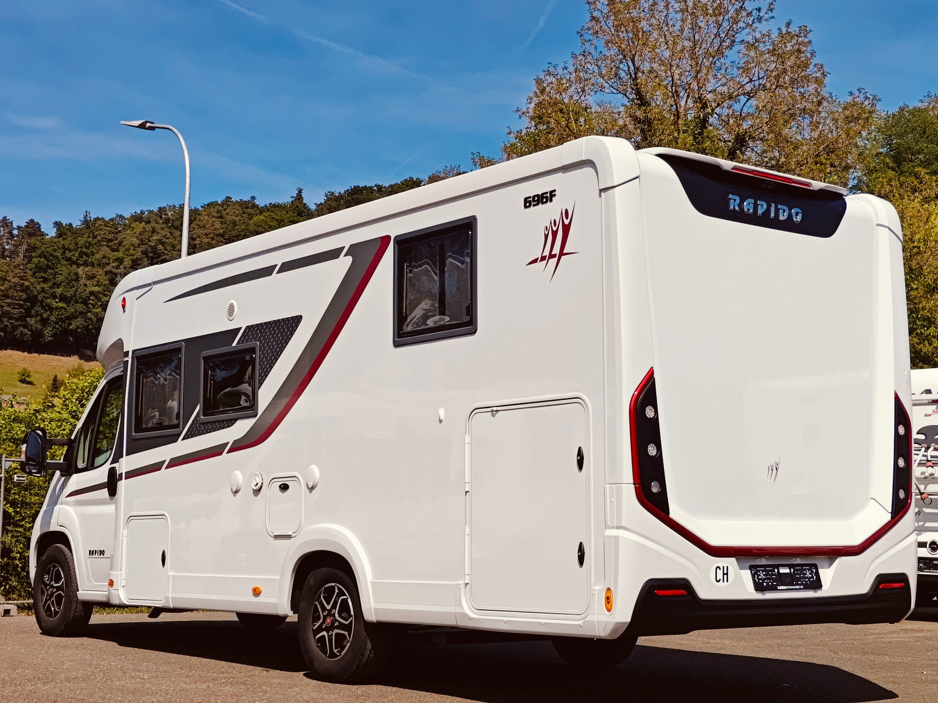 FIAT Rapido SERIE 6 696 F - Automat -- Queensbett XL -- Hubbett -- Solar & Lithium -- Dachklima -- Bodenheizung -- Clesana WC-image-5
